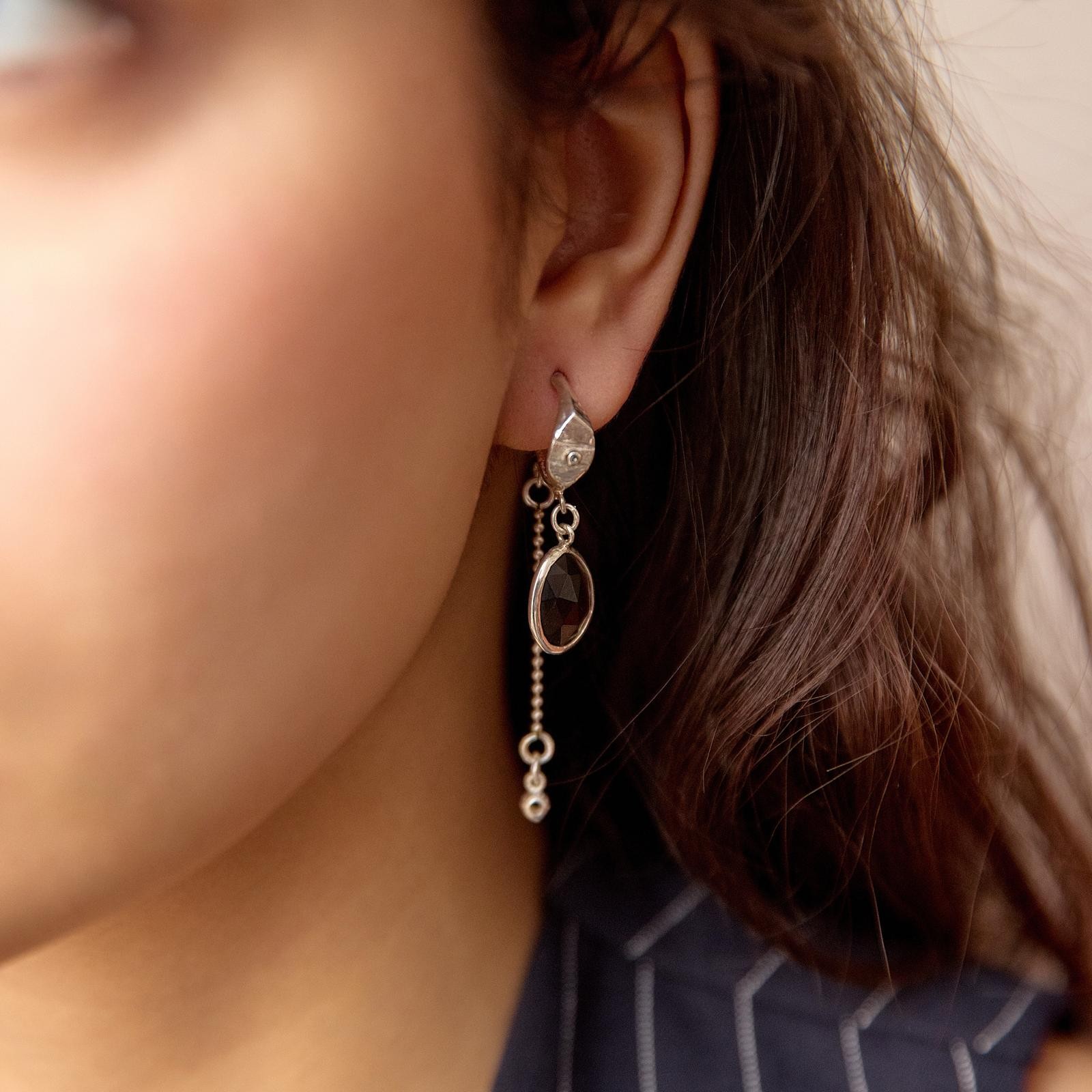 Laris Women's Earring