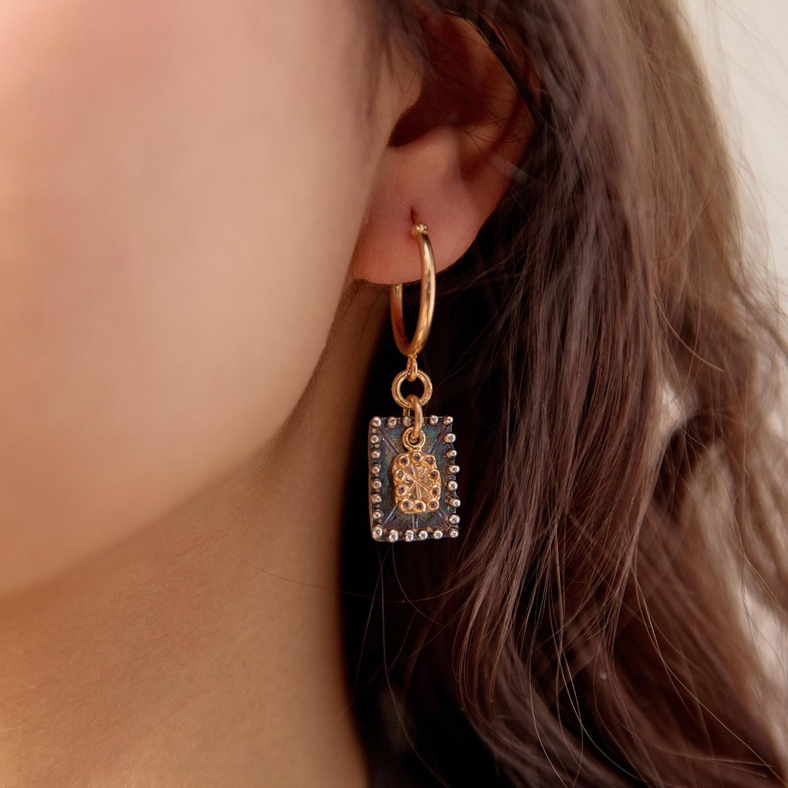 Robin Women's Earring