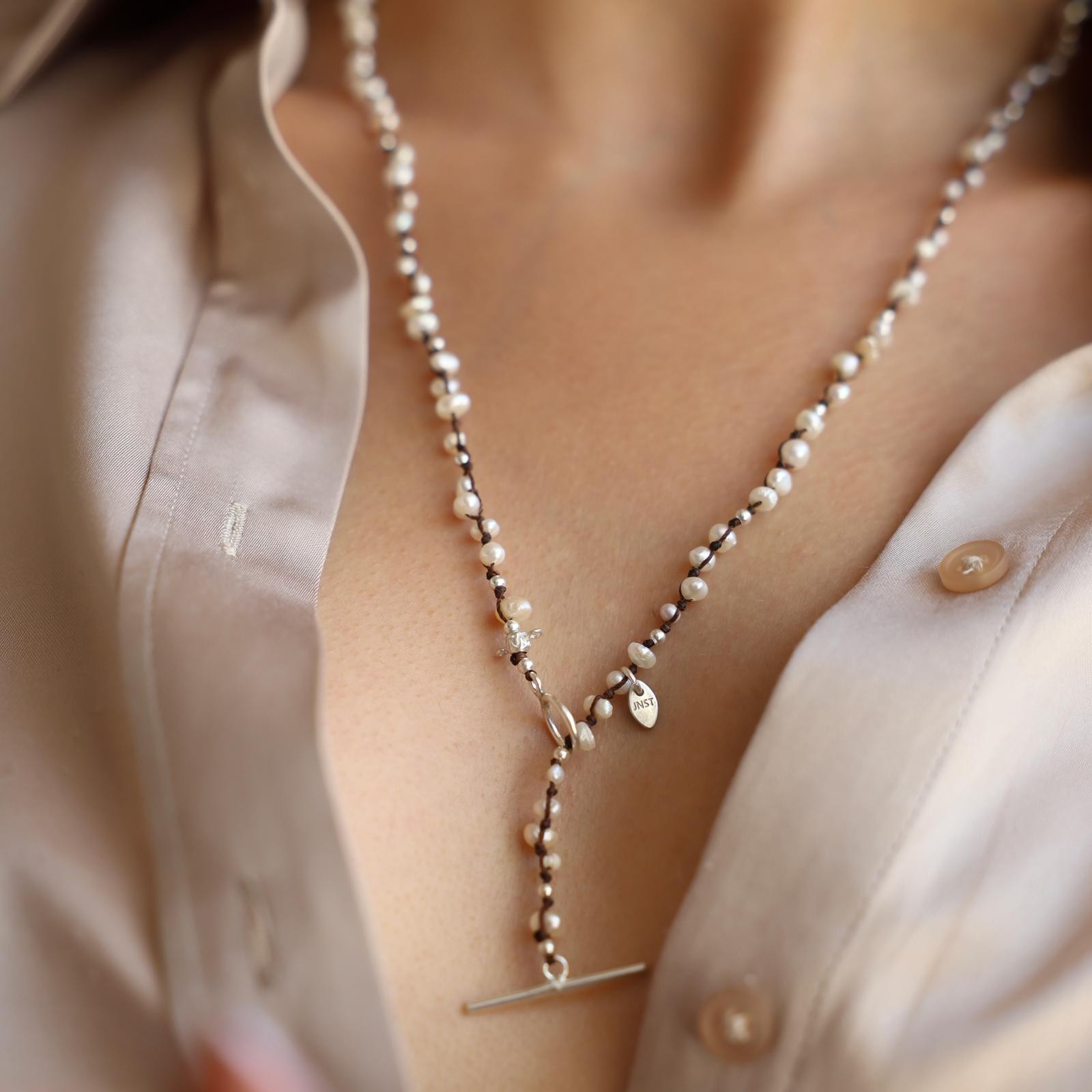 Snowy Women Necklace