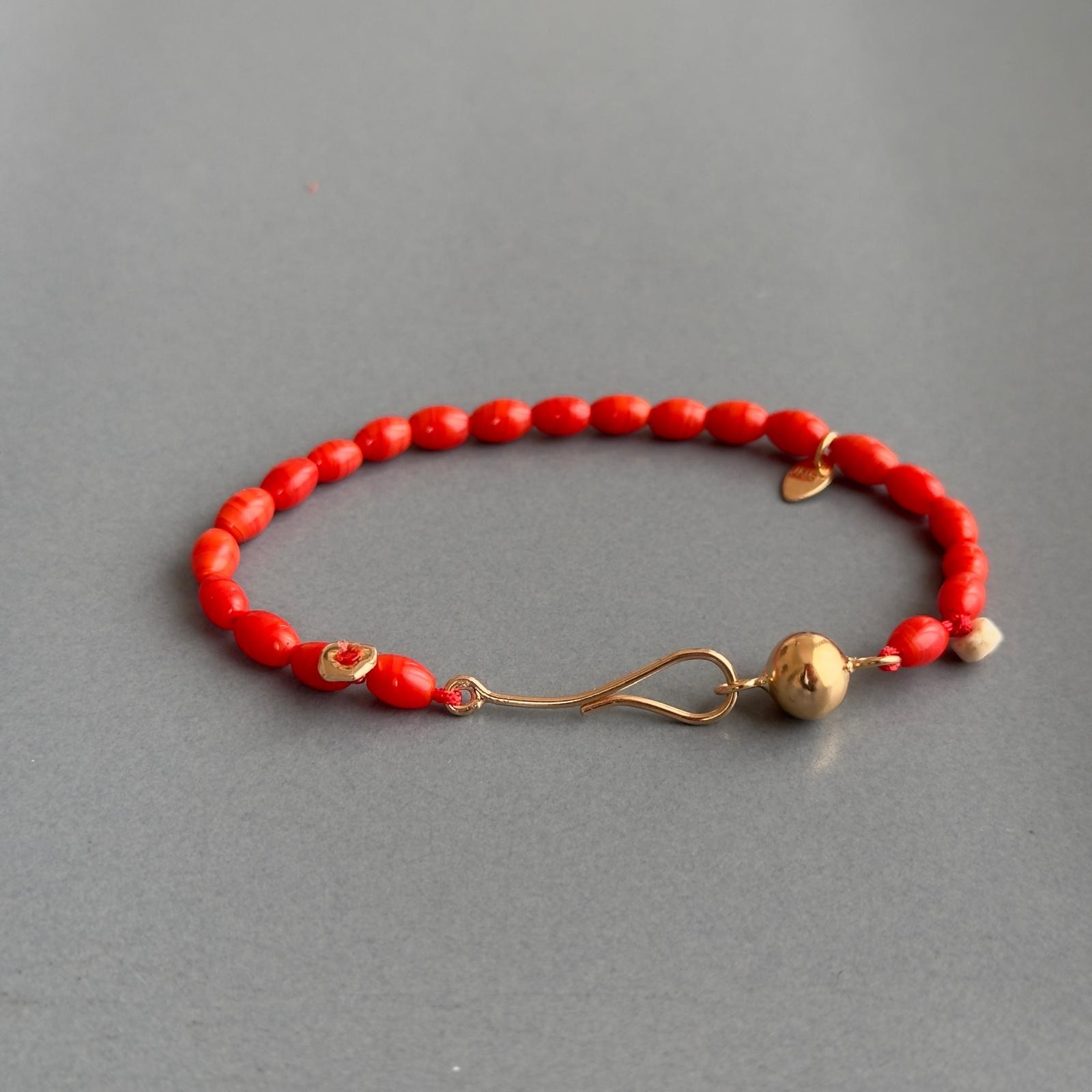 Globe Red Women’s Bracelet