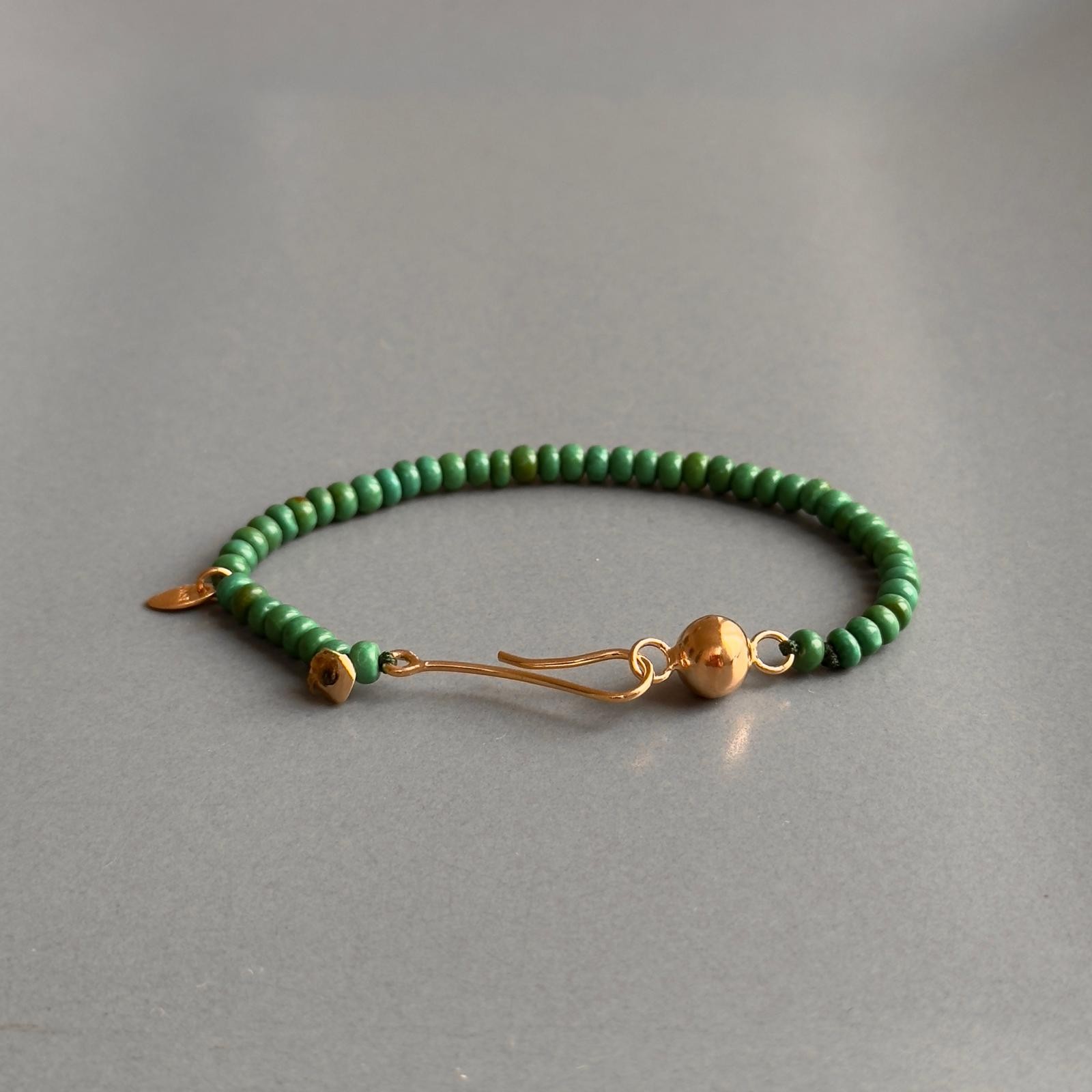 Globe Green Women’s Bracelet