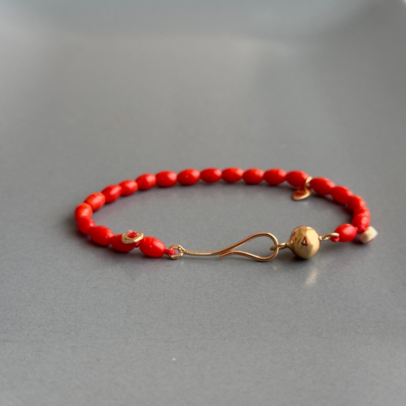 Globe Red Women’s Bracelet