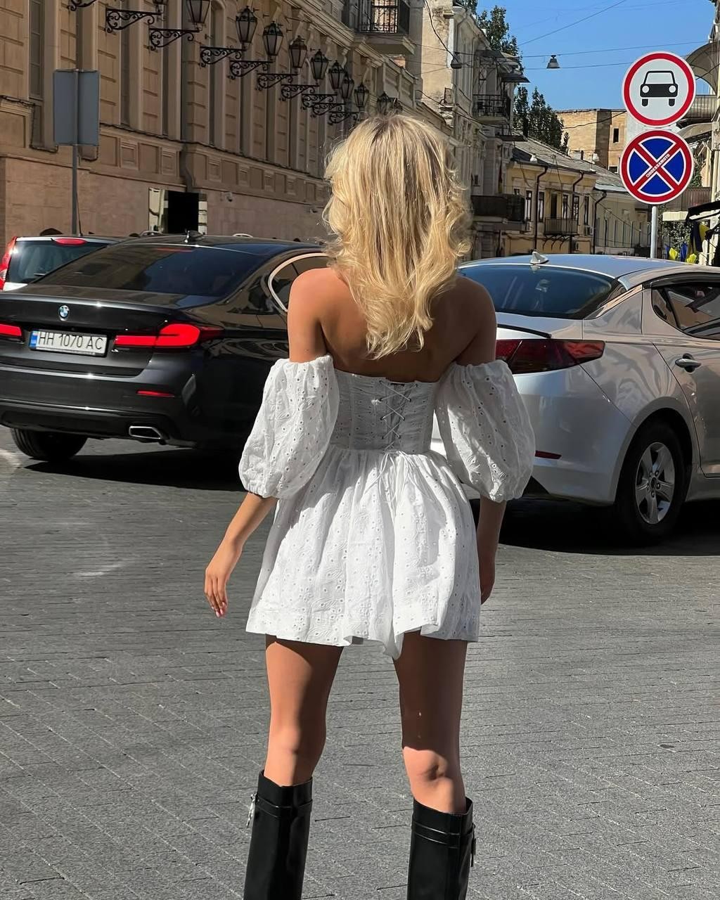 Brode Kumaş Mini Elbise