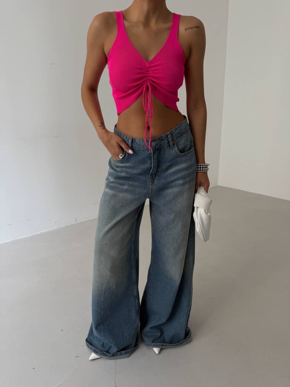 Önden Fırfır Detaylı Kısa Crop Bluz