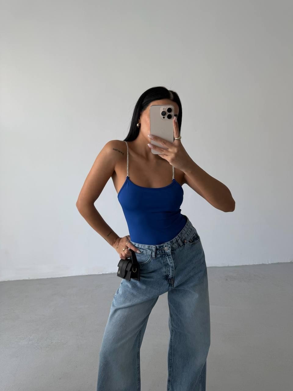 Taş Askı Detaylı Bodysuit