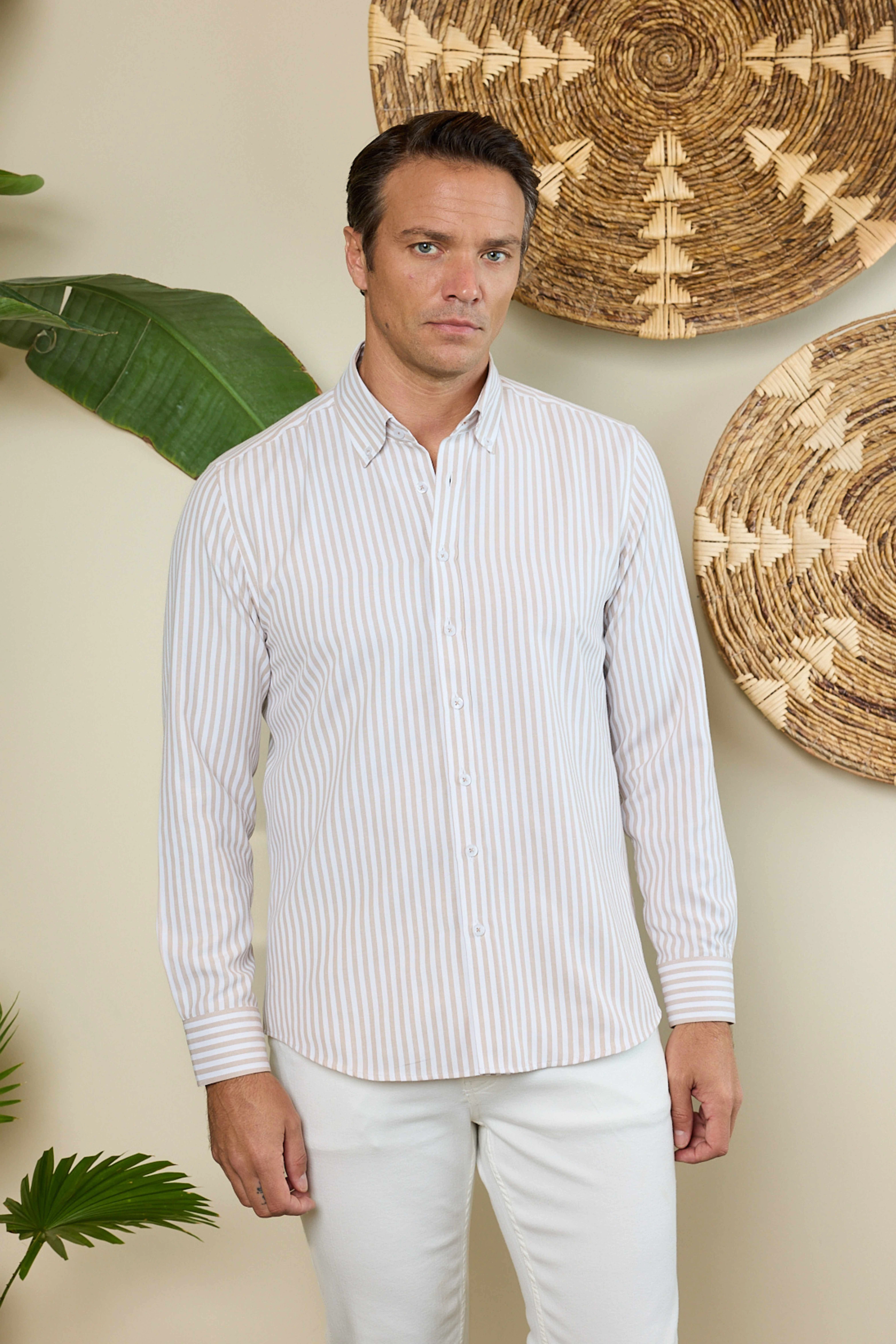Çizgili Yaka Düğmeli Slim Fit Erkek Gömlek