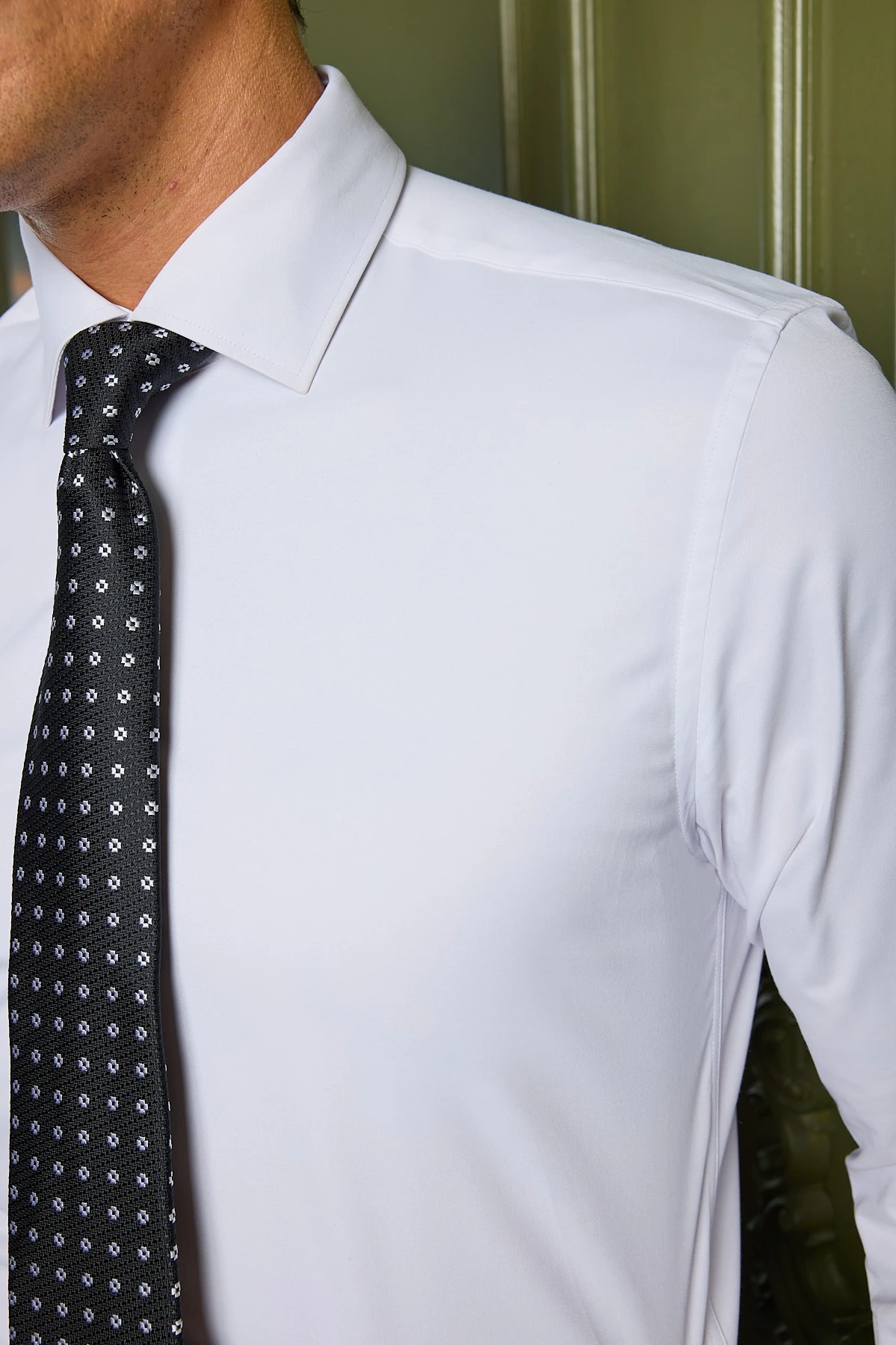 Klasik Yaka Saten Slim Fit Likralı Erkek Gömlek