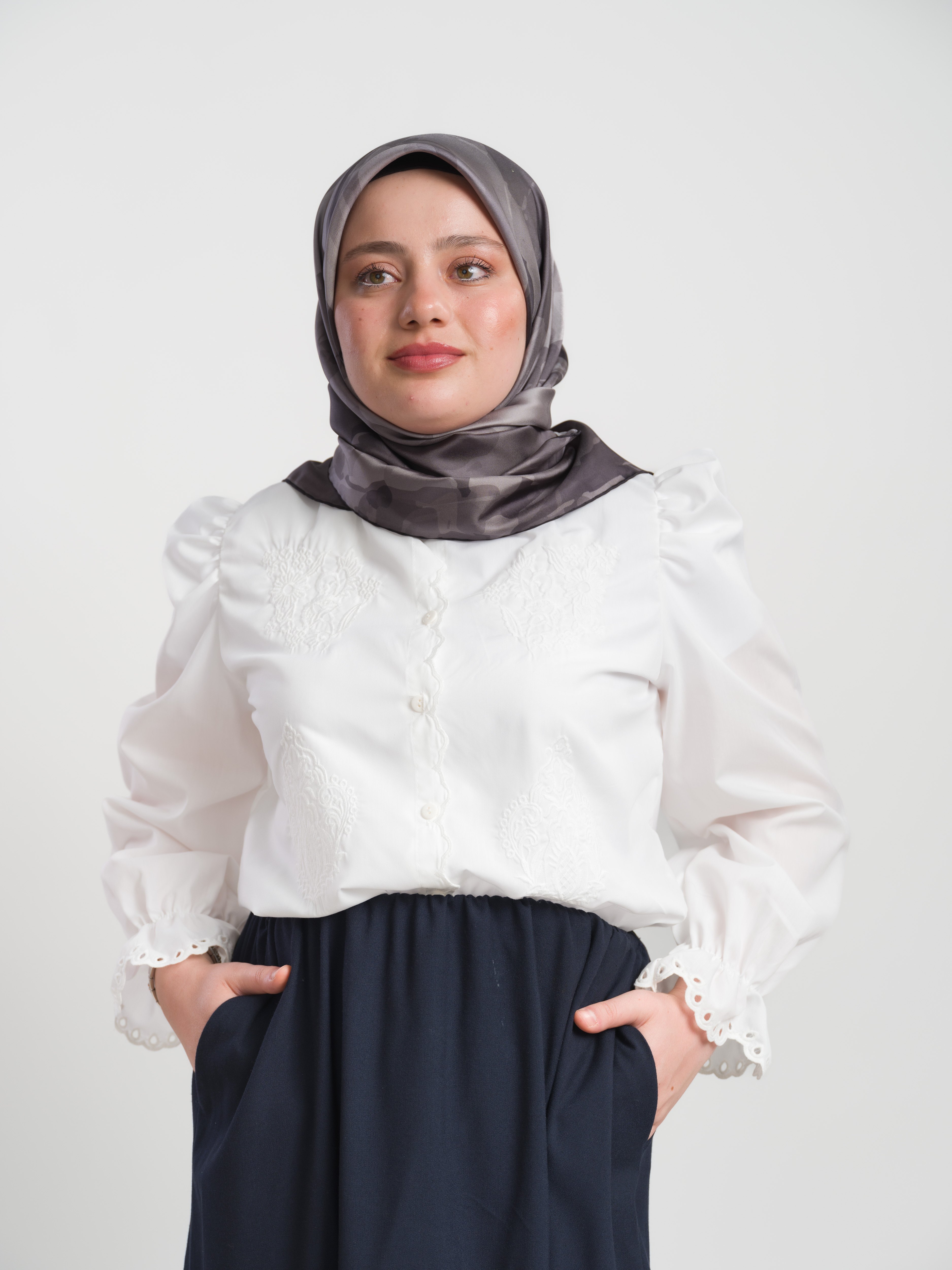 %100 Twill İpek Eşarp