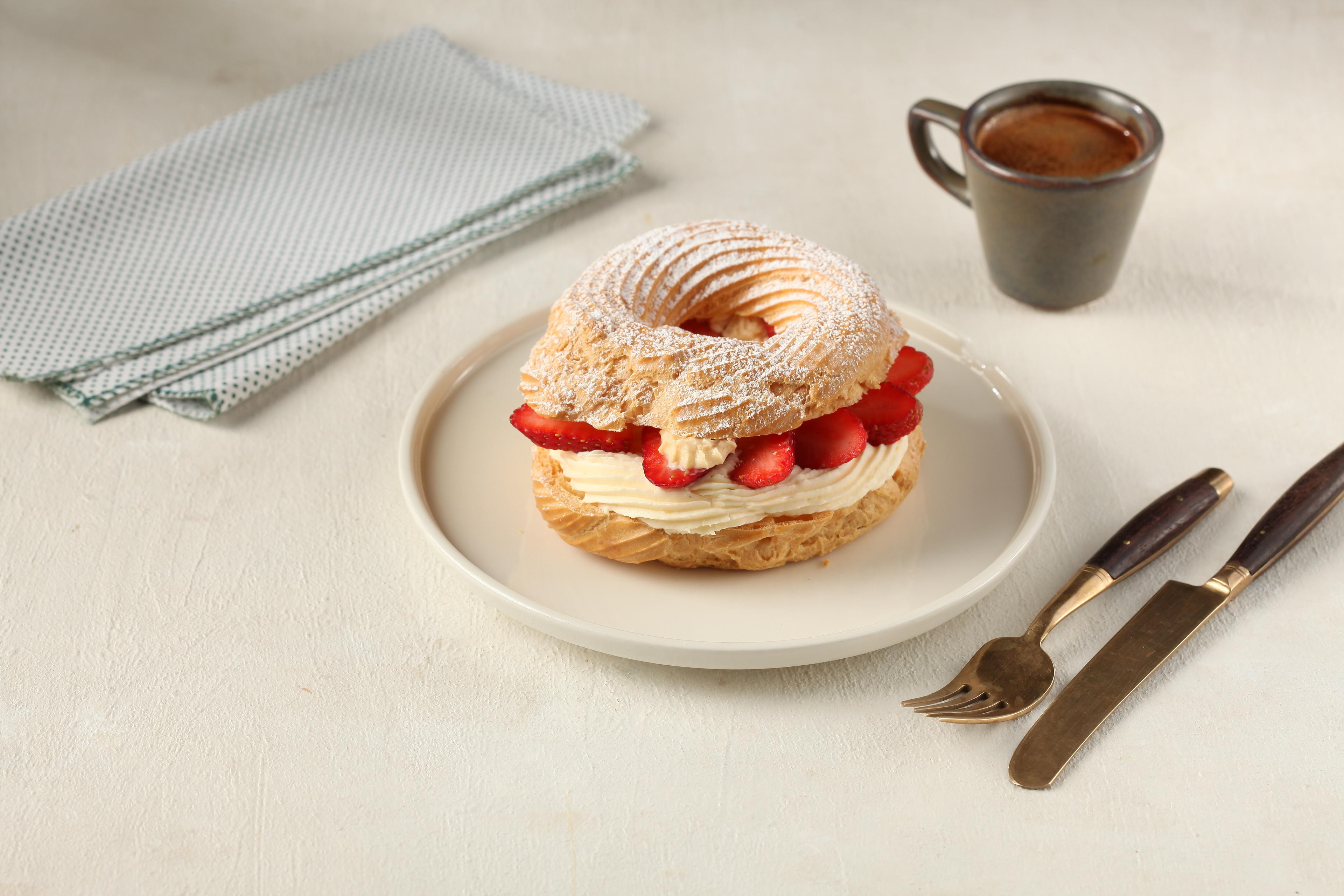 Çilekli Paris Brest