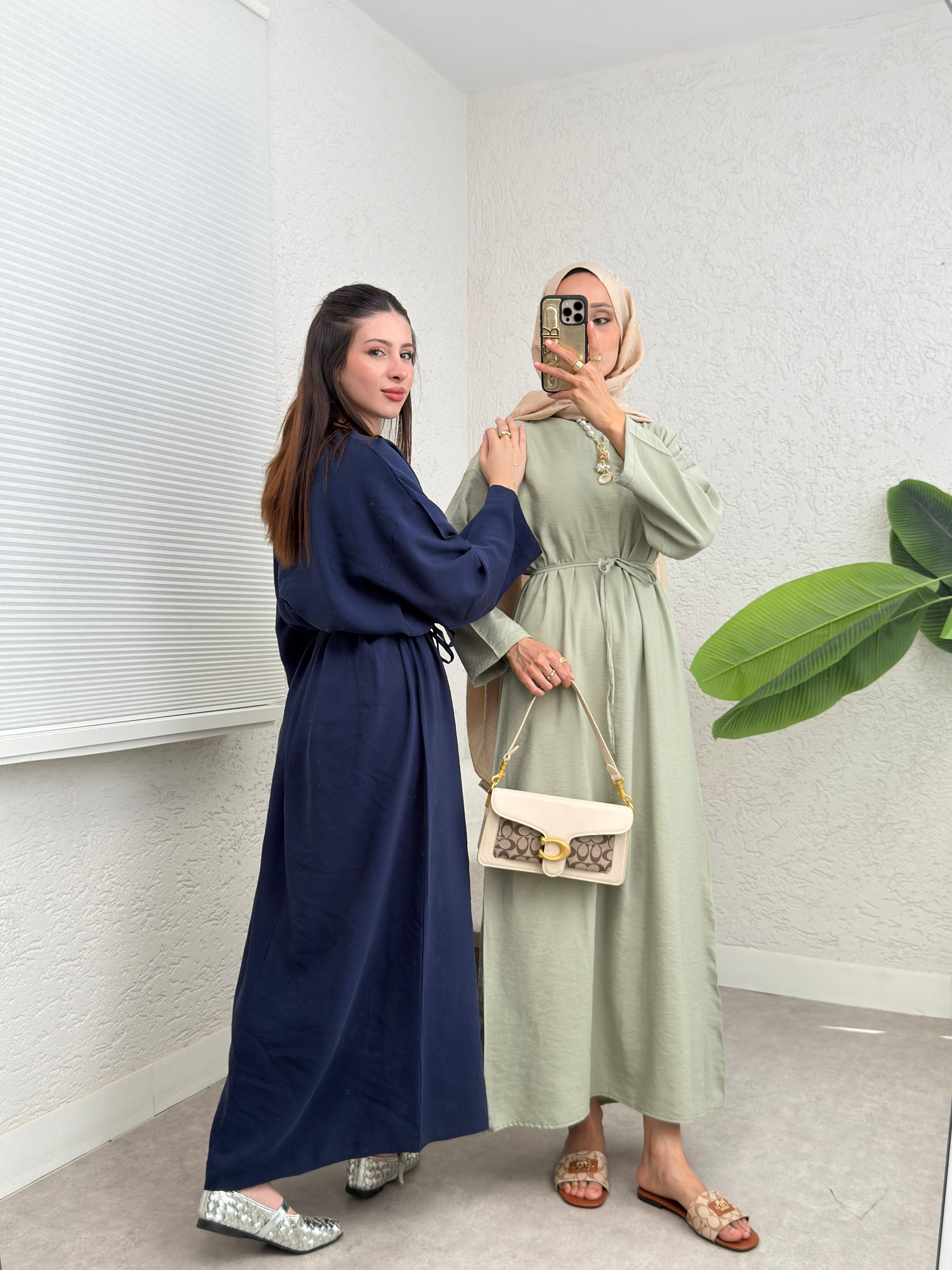 Bağlama Detaylı Rahat Kesim Uzun Elbise