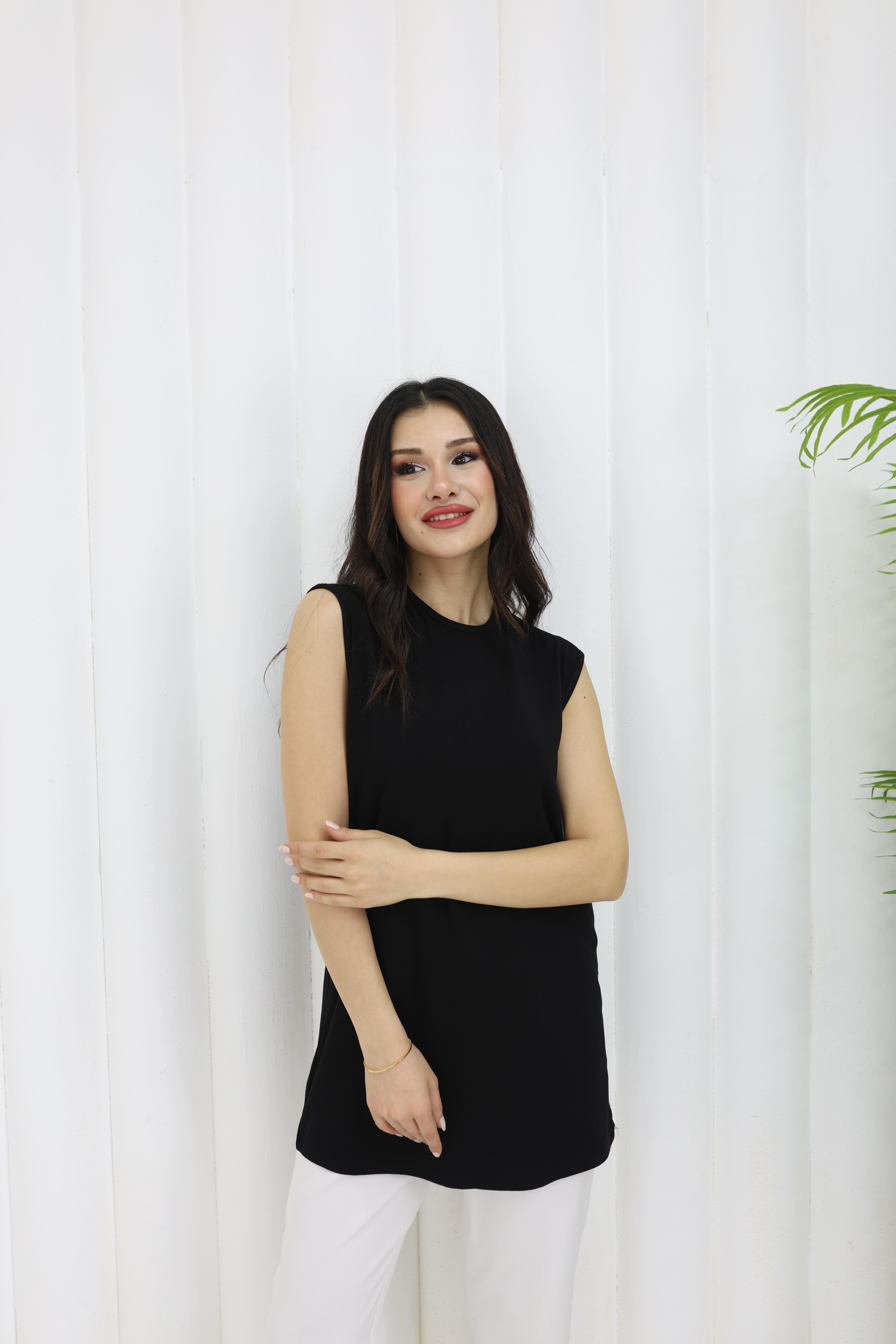 Bisiklet Yaka Sıfır Kol Penye Kısa İçlik