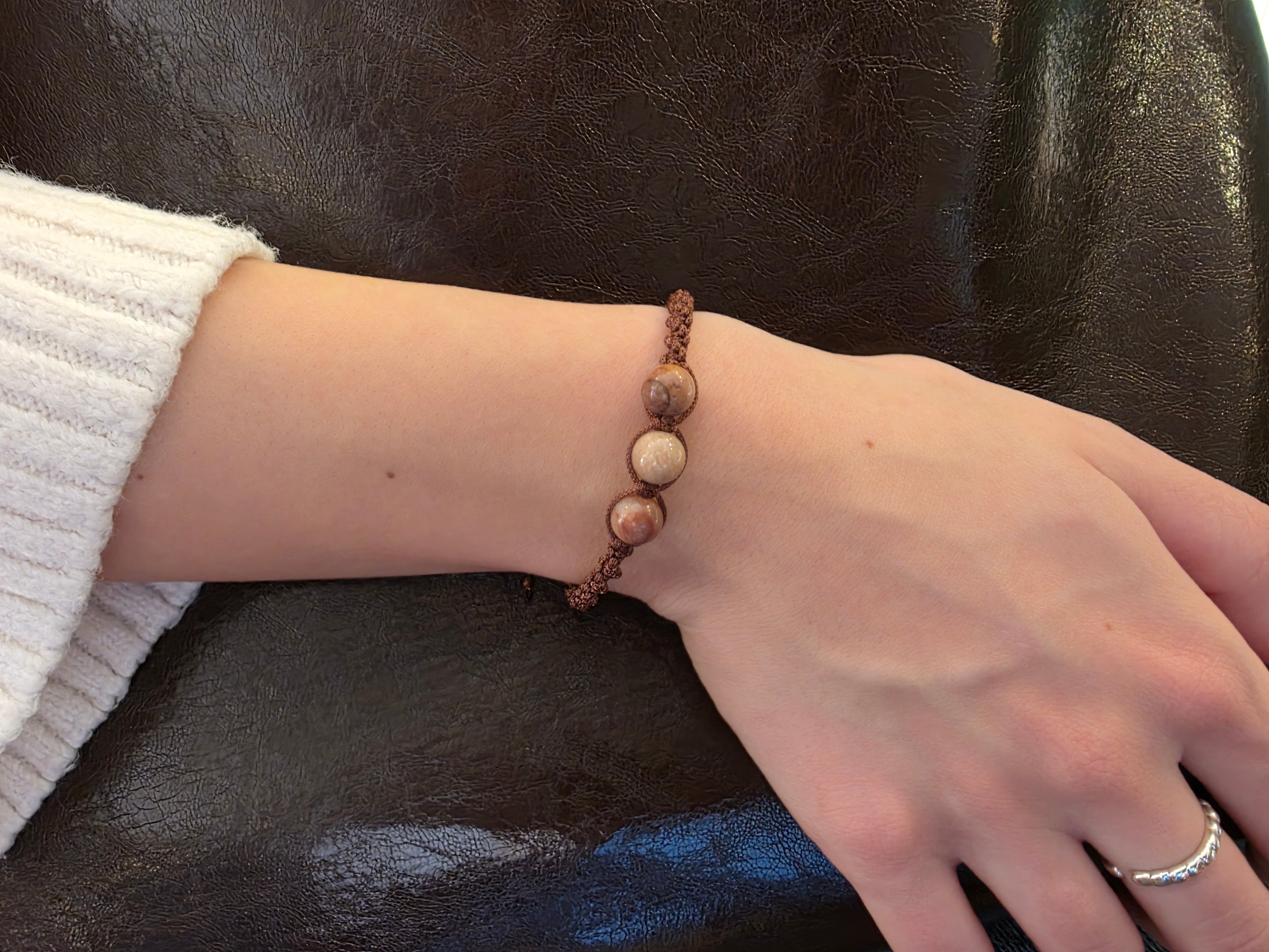 Fossil Agate Aura Macrame