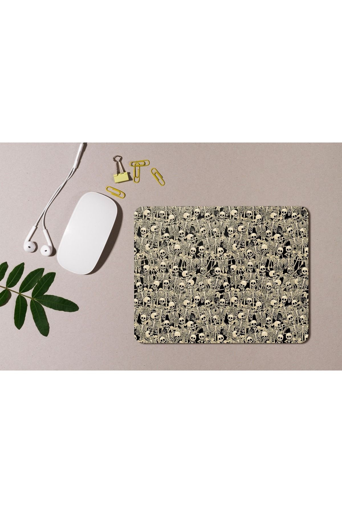 Mouse Pad Orta Boyut 24 x 34 cm Kaymaz Taban  Özel Hassas Kumaş Yüzey