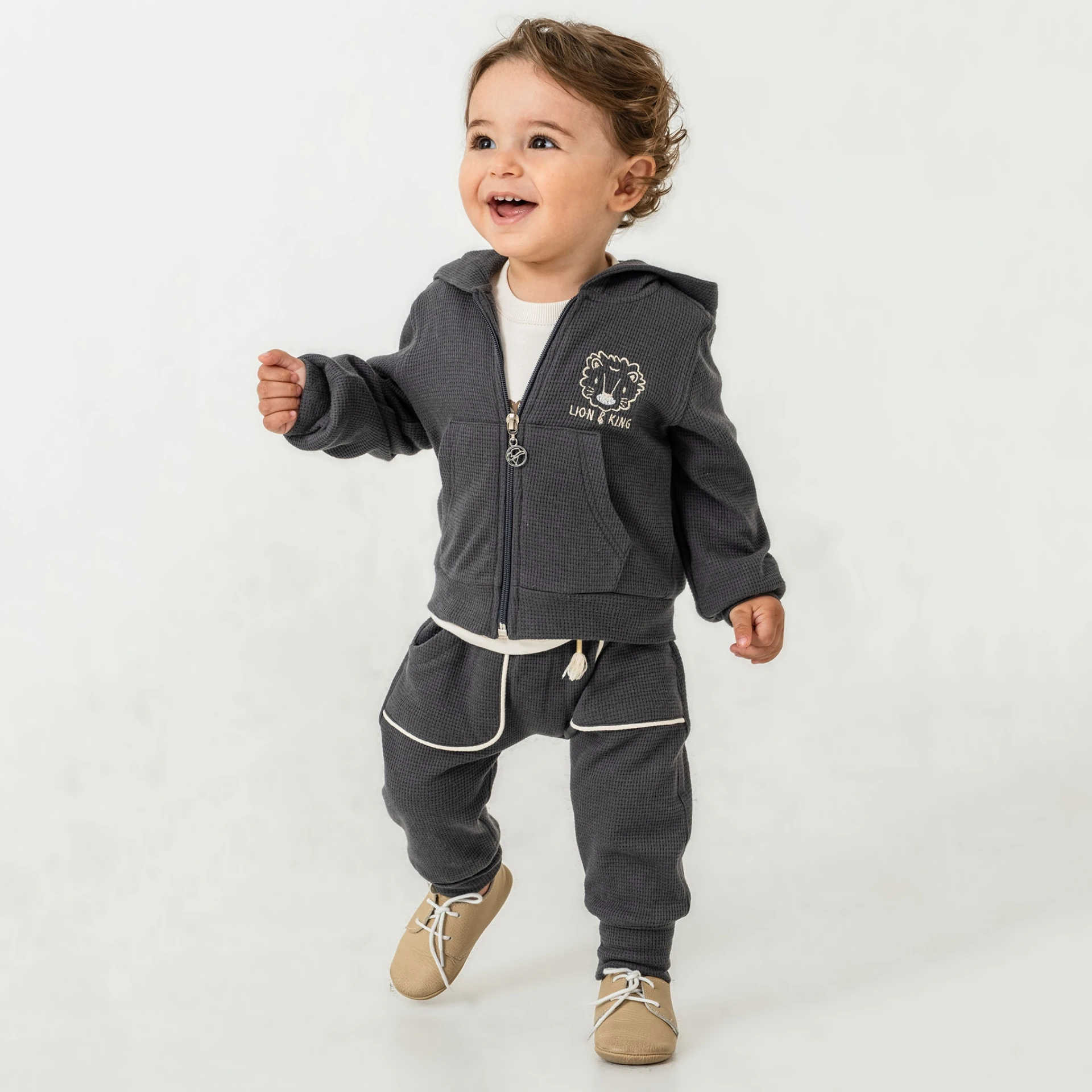 Aslan Nakış Şalvarlı Gofre %100 Pamuk 3'lü Erkek Bebek Takım