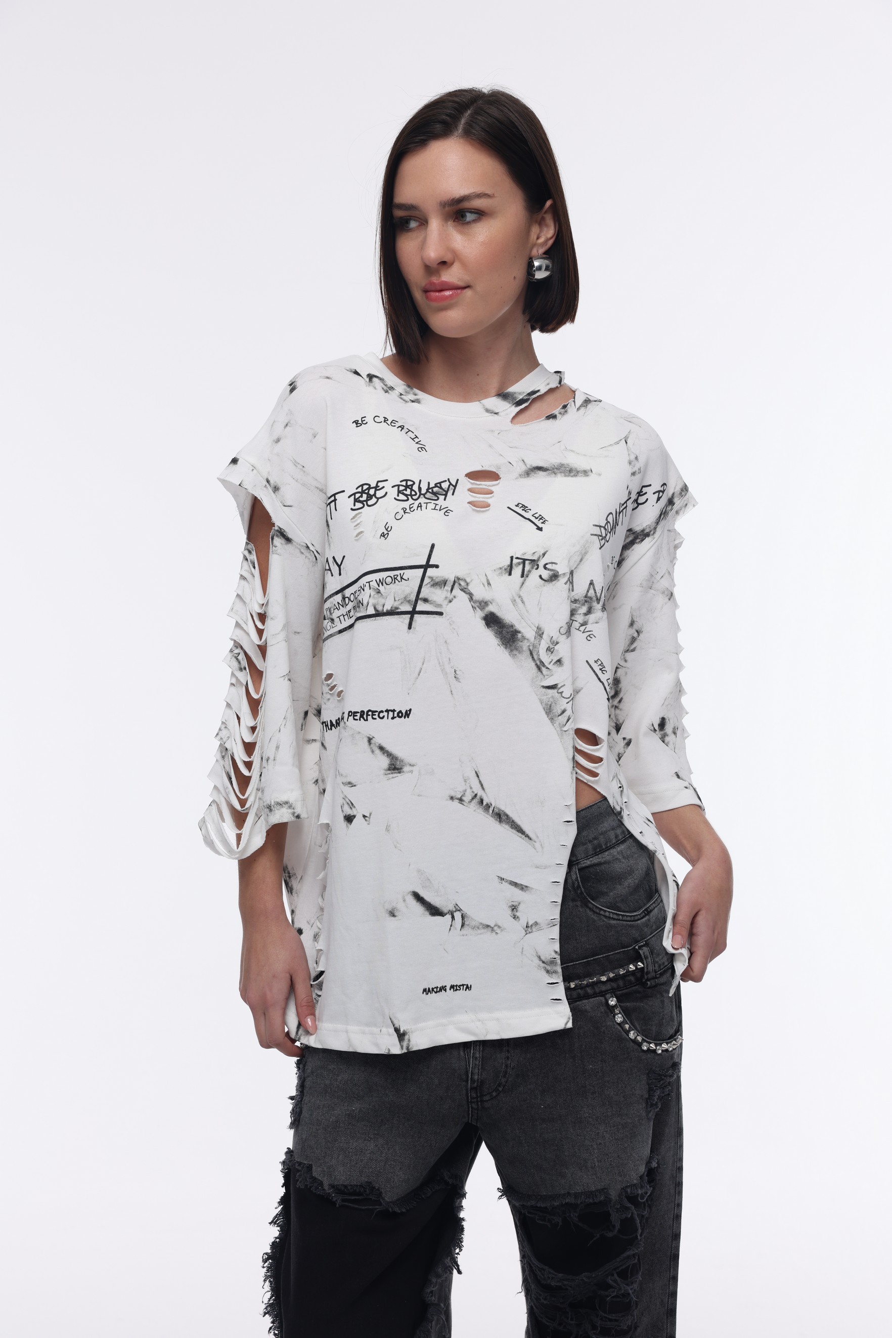 PİSTOLELİ TSHIRT
