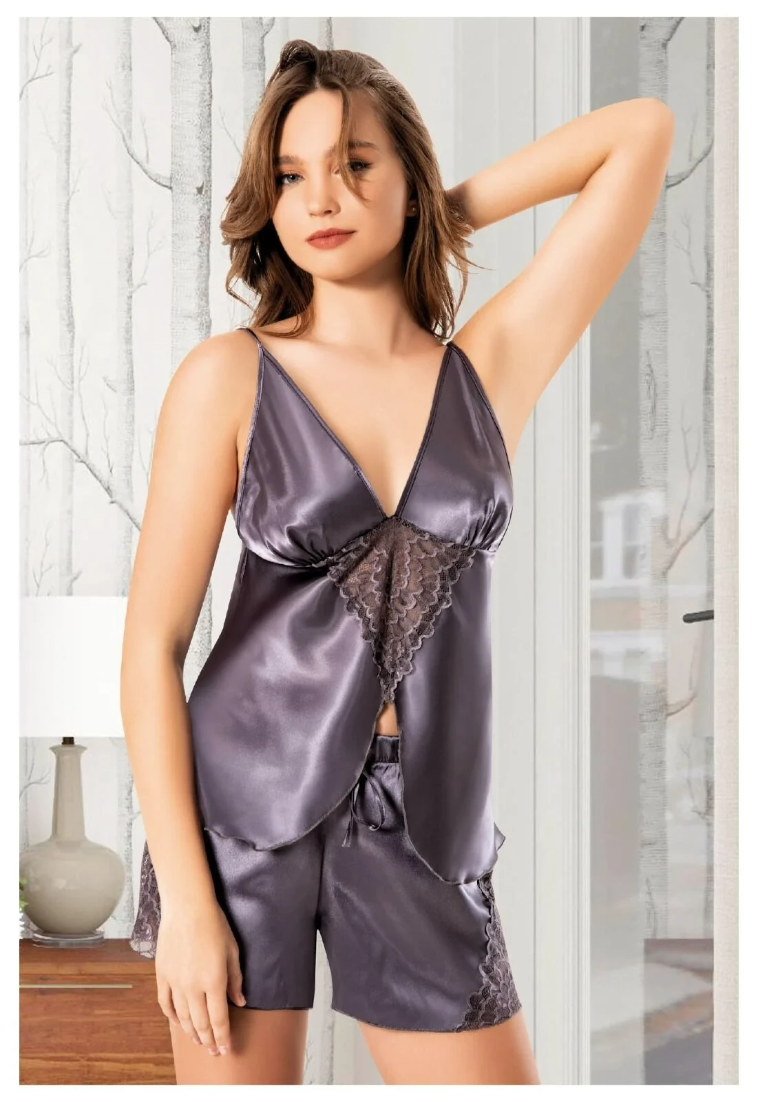 Dantelli İnce Askılı Şortlu 2’li Saten Pijama Takımı