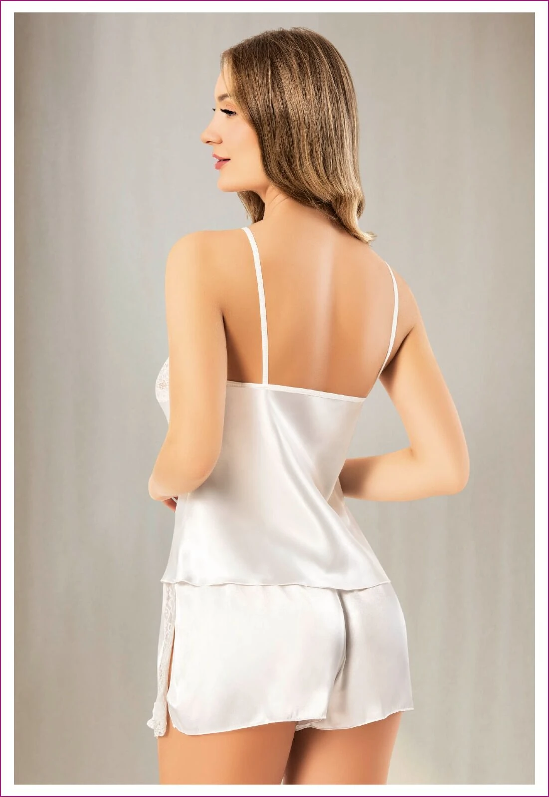 Dantelli İnce Askılı Şortlu 2’li Saten Pijama Takımı