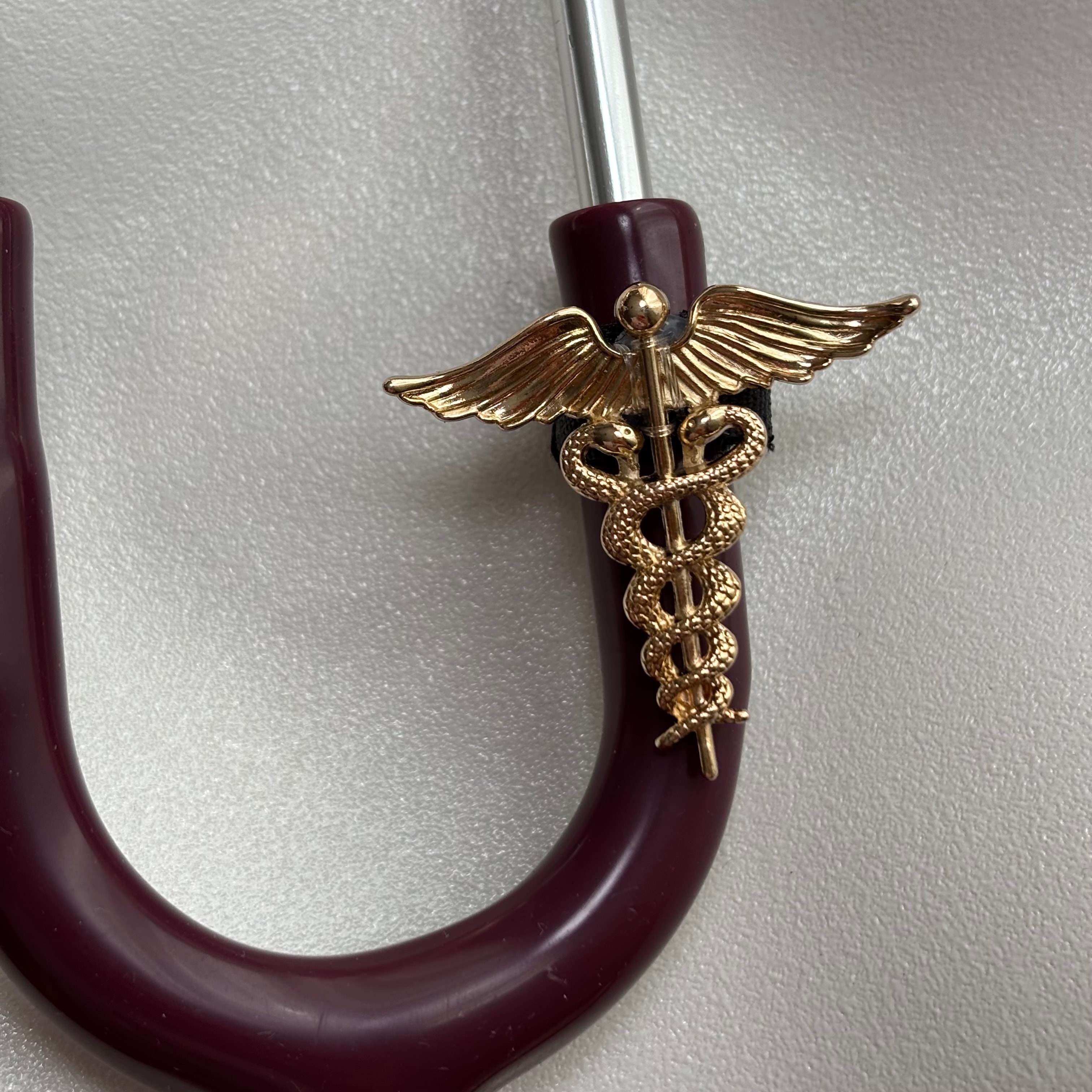 tw özel tıp sembolü