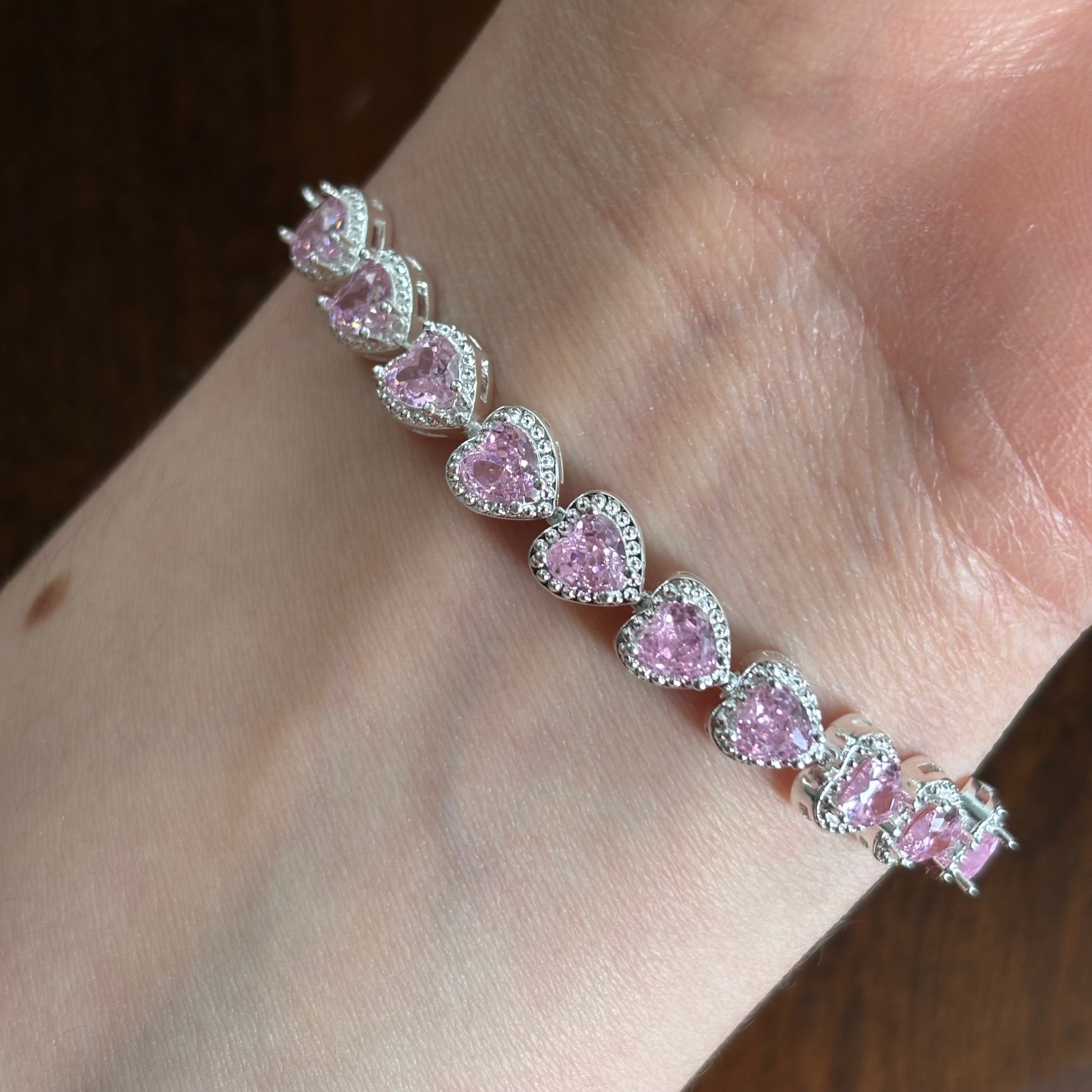 pembe taşlı kalp bileklik