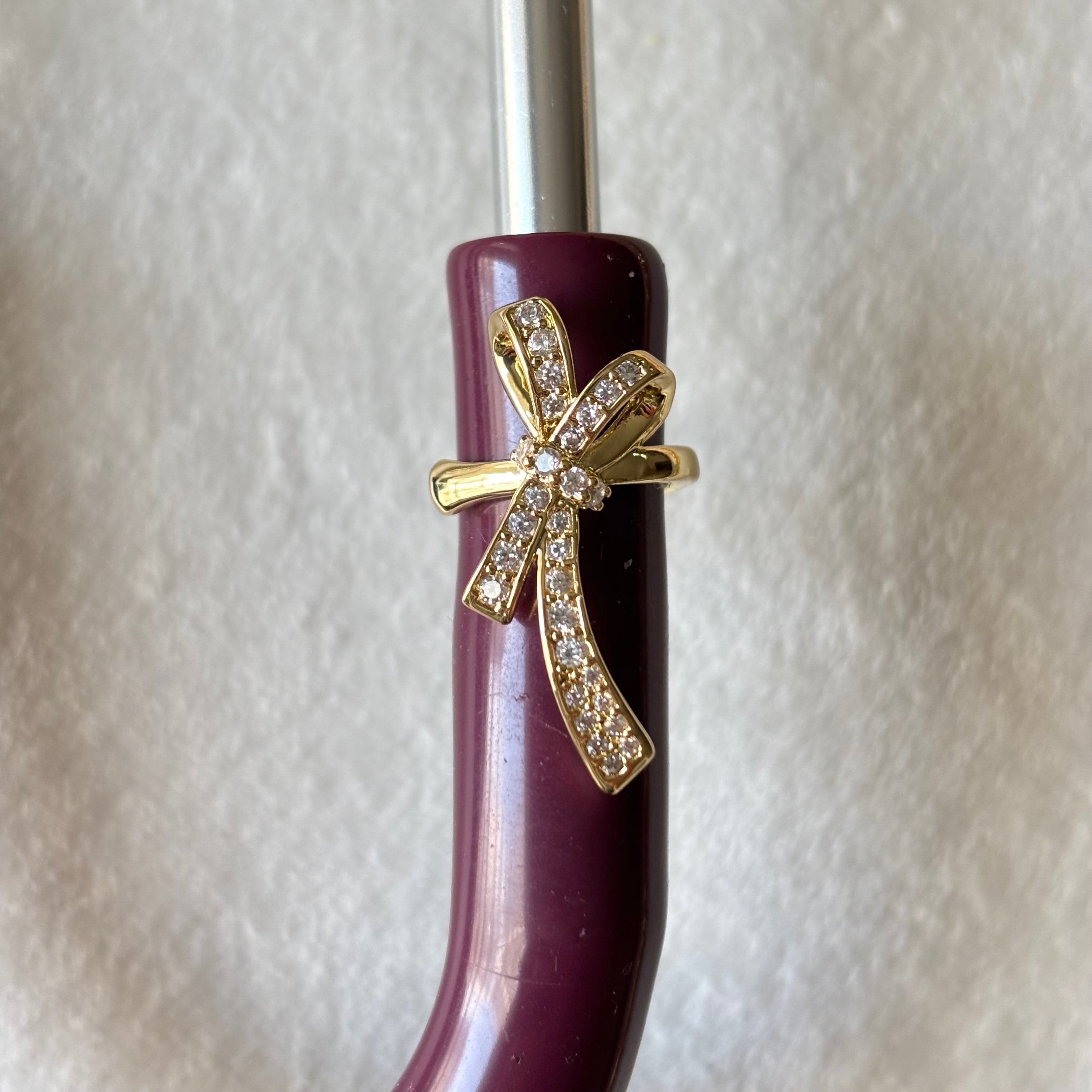 Aurora Fiyonk | gold