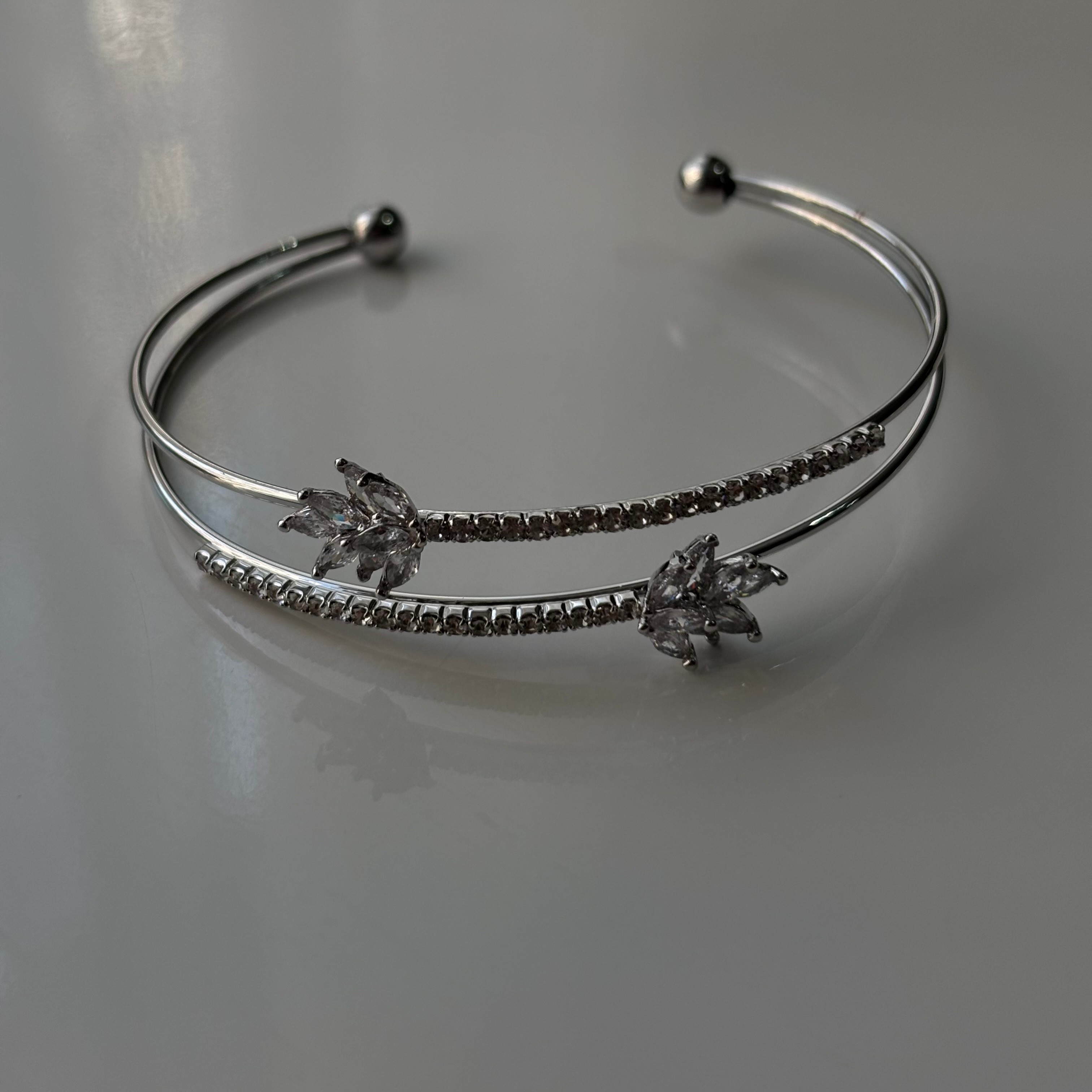 Pirinç kelepçe - yaprak - silver