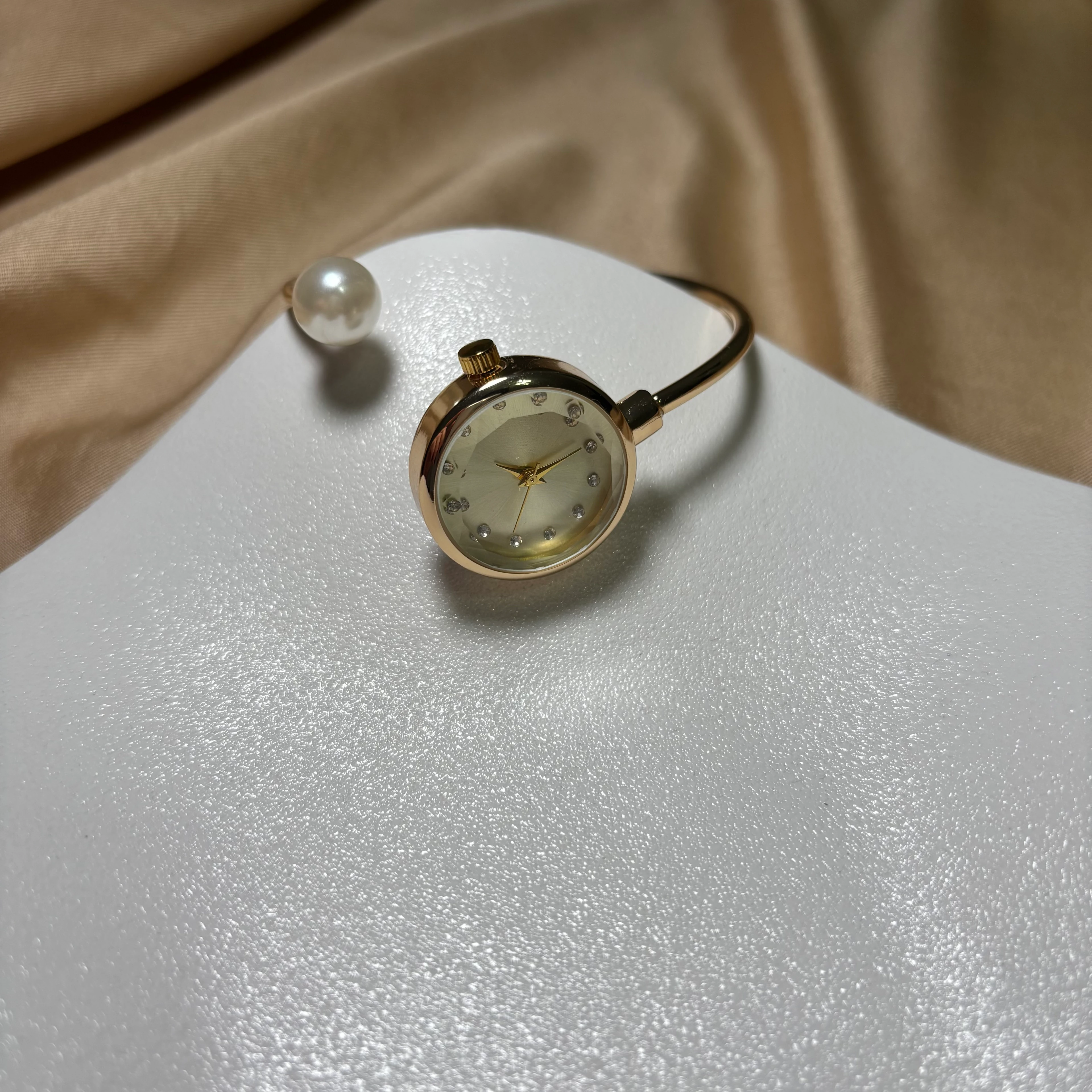 metal kol saati | incili 