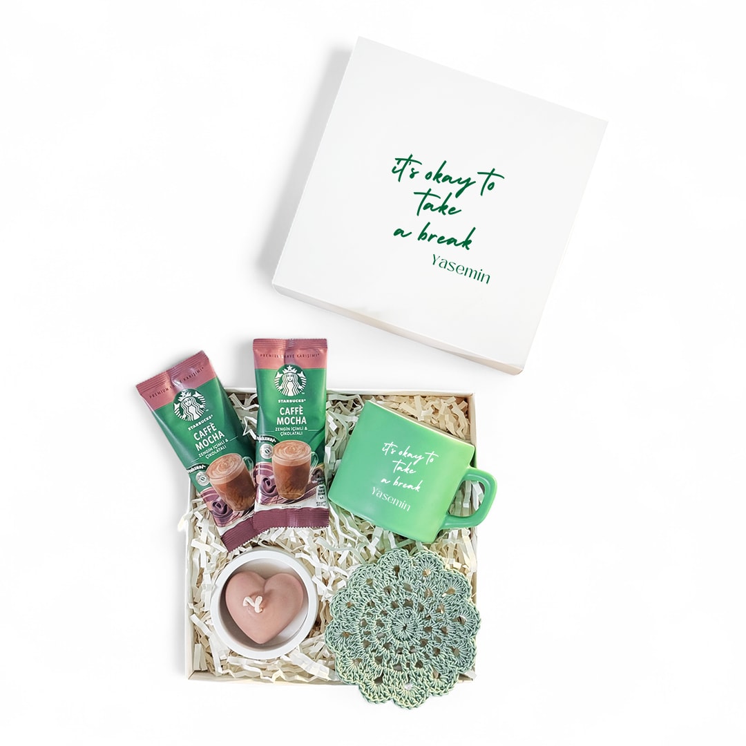 Take a Break – İsimli Kupa, El Yapımı Mum ve Kahveli Hediye Kutusu