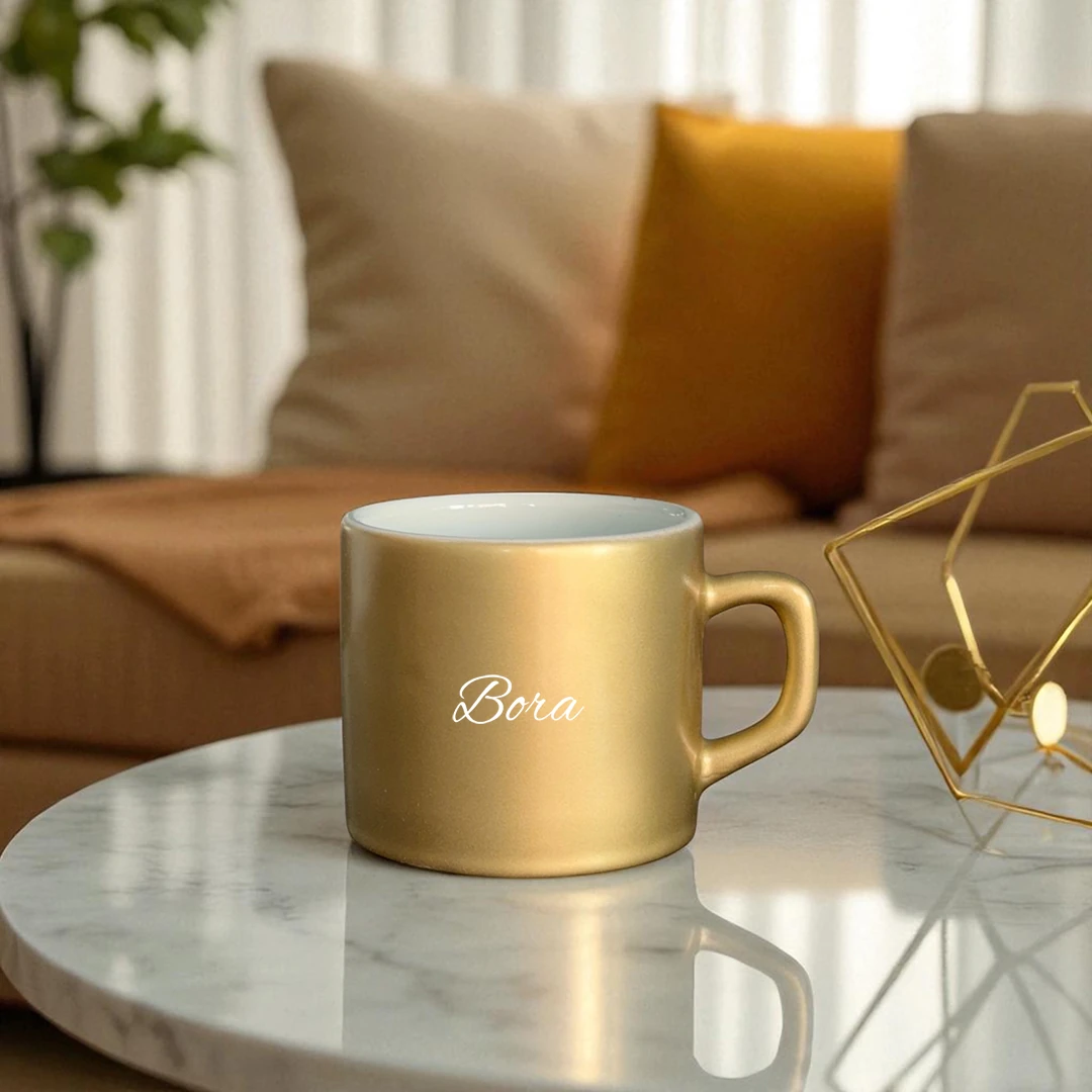 Core Short – Karamel Işıltısı Kişiye Özel Seramik Kupa