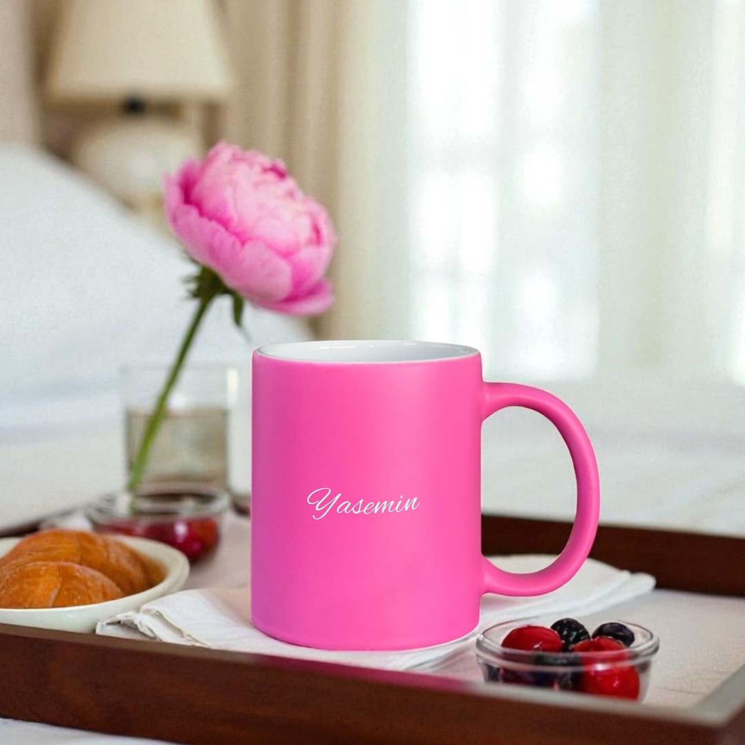 Core Mug – Fuşya Rüyası Kişiye Özel Seramik Kupa