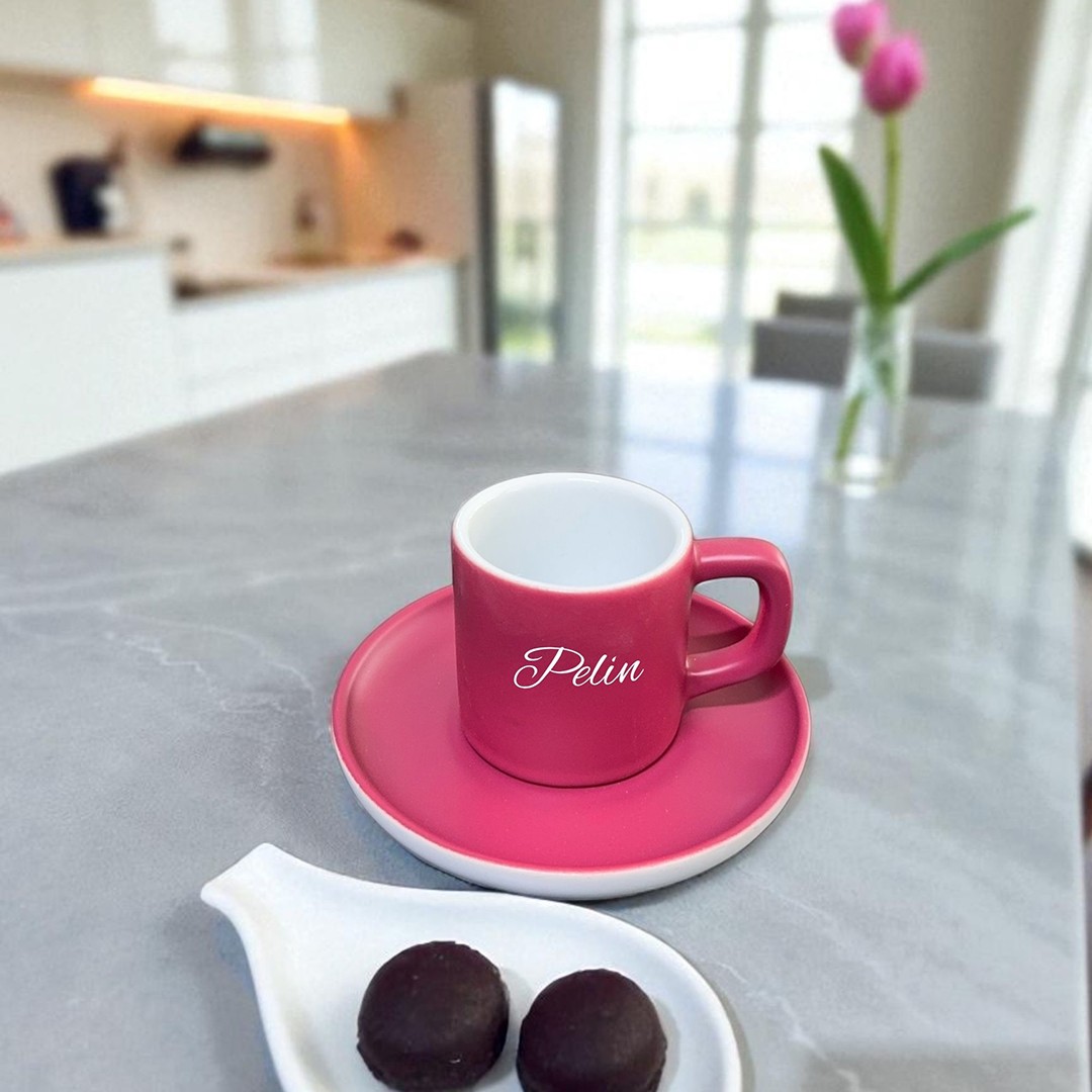Dot Cup – Gülkuvars Pembe Kişiye Özel Türk Kahvesi Fincanı
