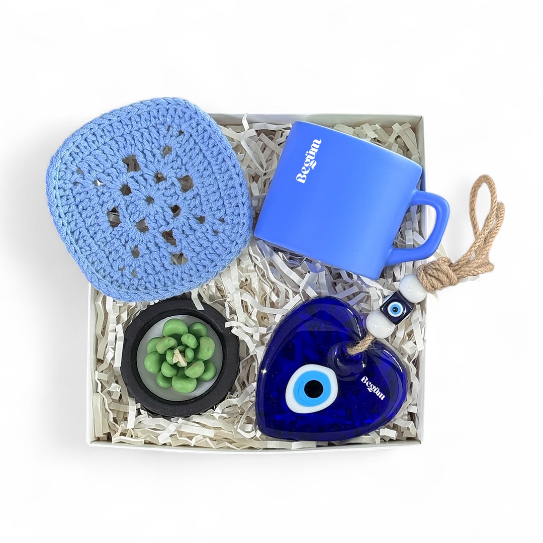 Mavi Şans – İsimli Kupa, Mum ve El Emeği Hediye Kutusu