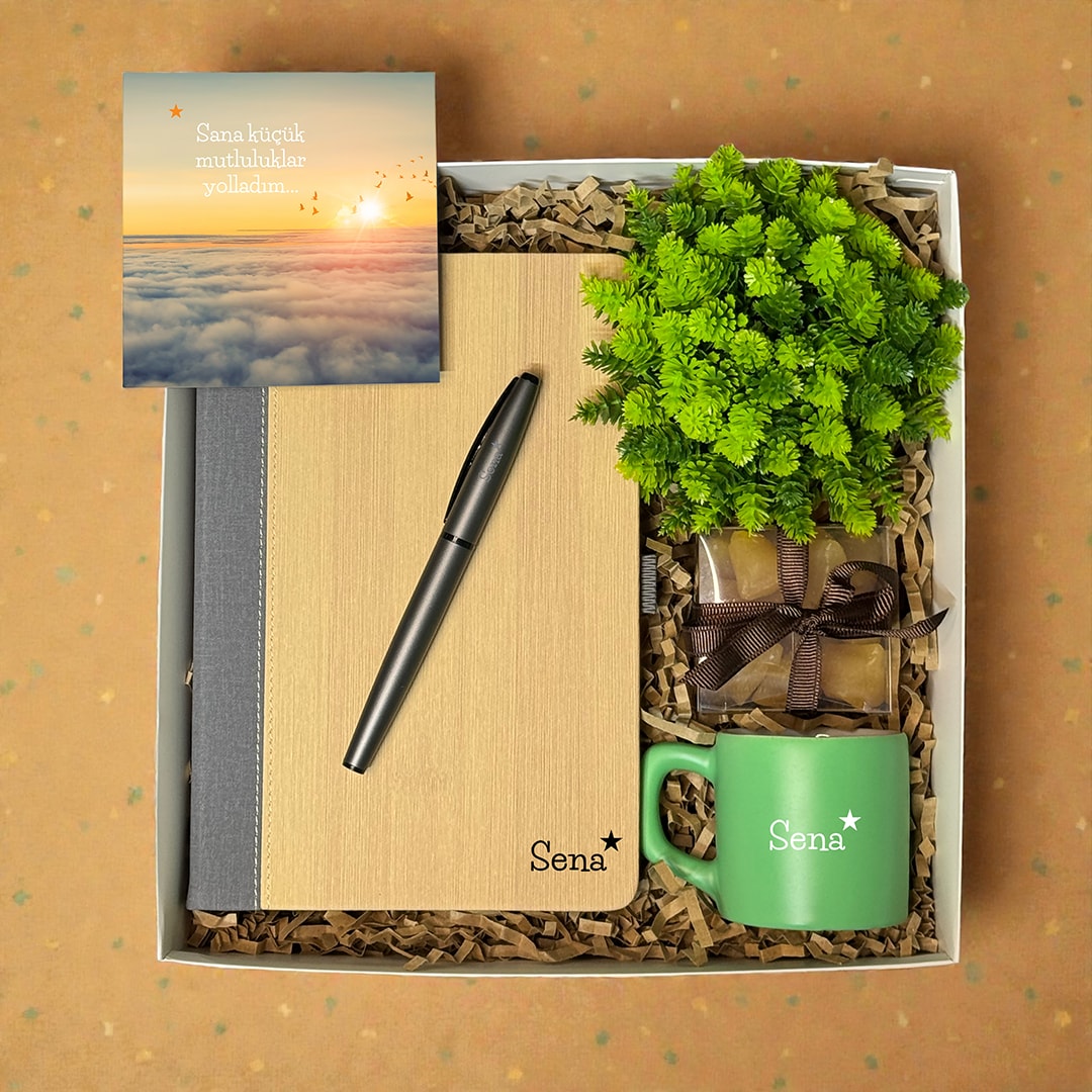 Küçük Mutluluklar – İsme Özel Sürpriz Hediye Kutusu