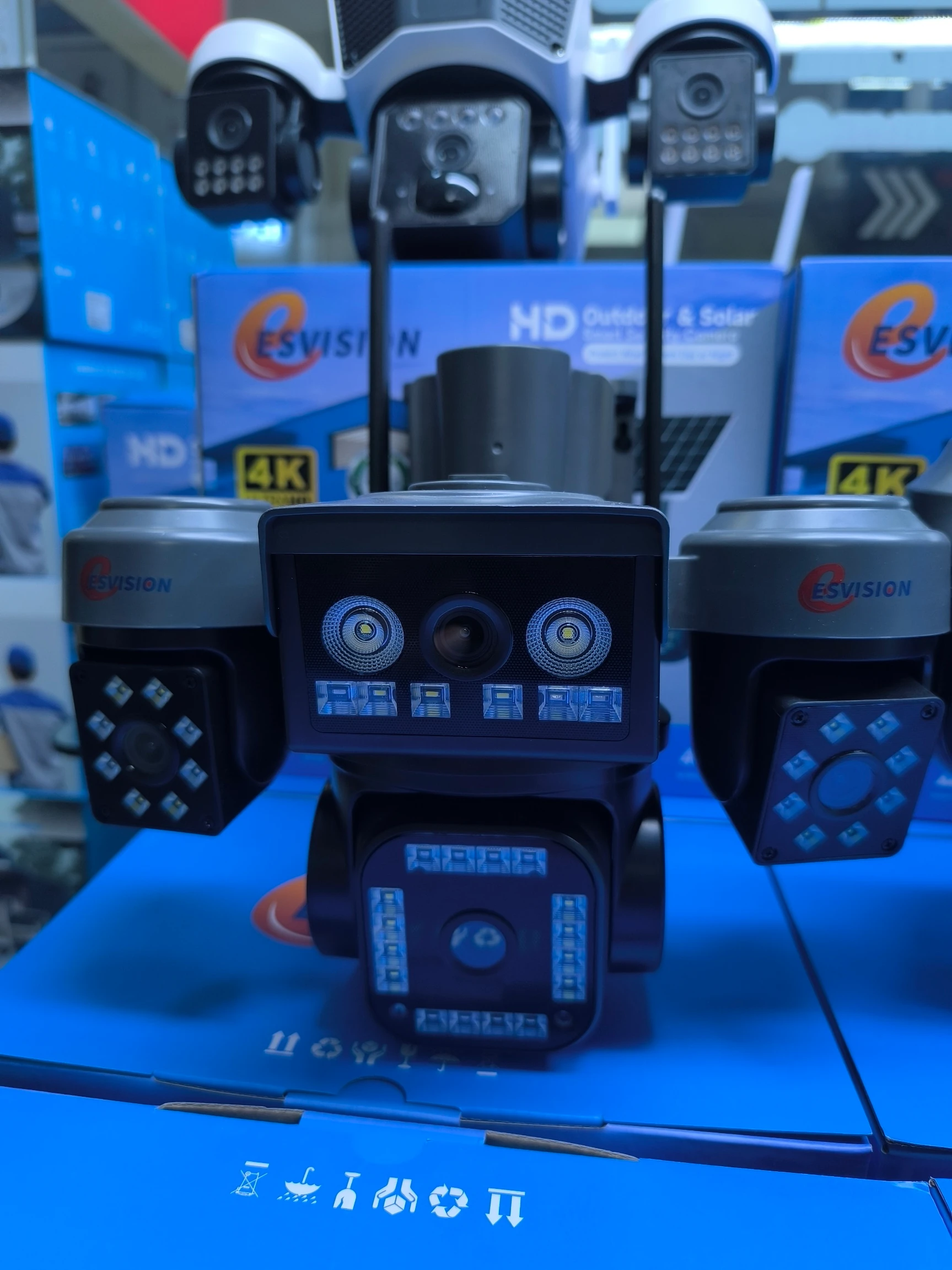 ES-5704 4G SOLAR CAMERA AOV 4 LENS ESVISION