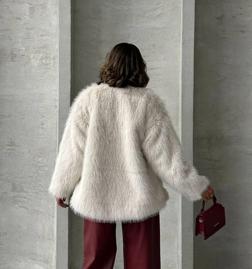 KOYU TAS TÜYLÜ KÜRK