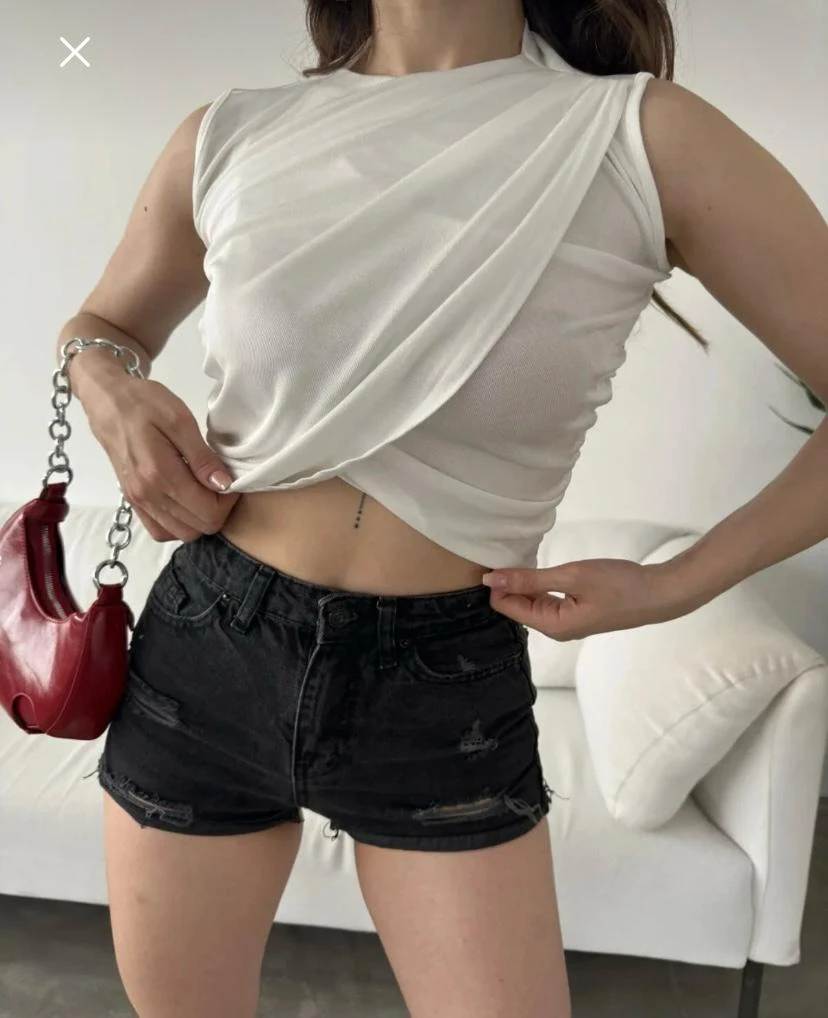 ANVELOP YAKA KOLSUZ CROP BLUZ