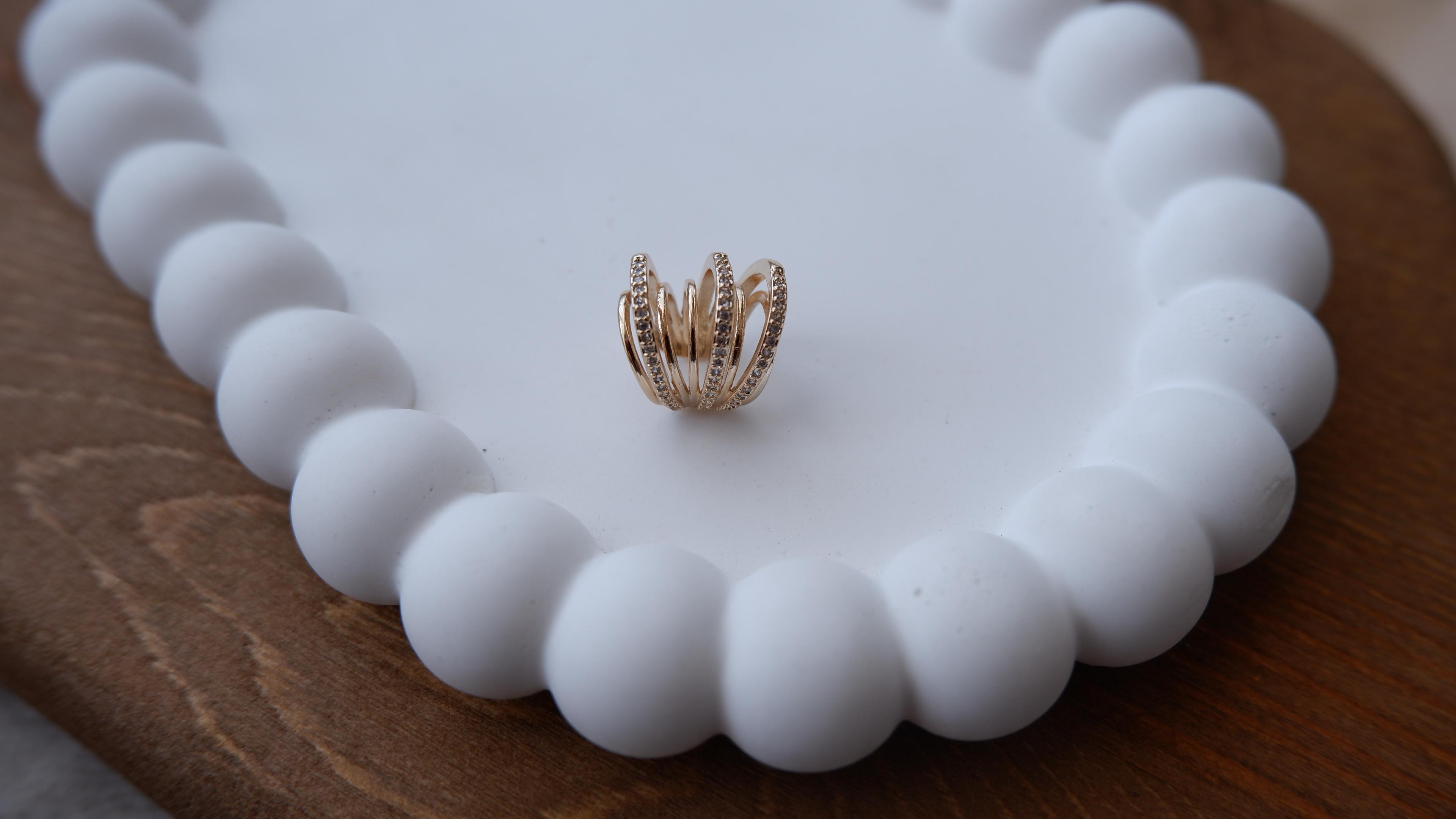 Gold Earcuff 