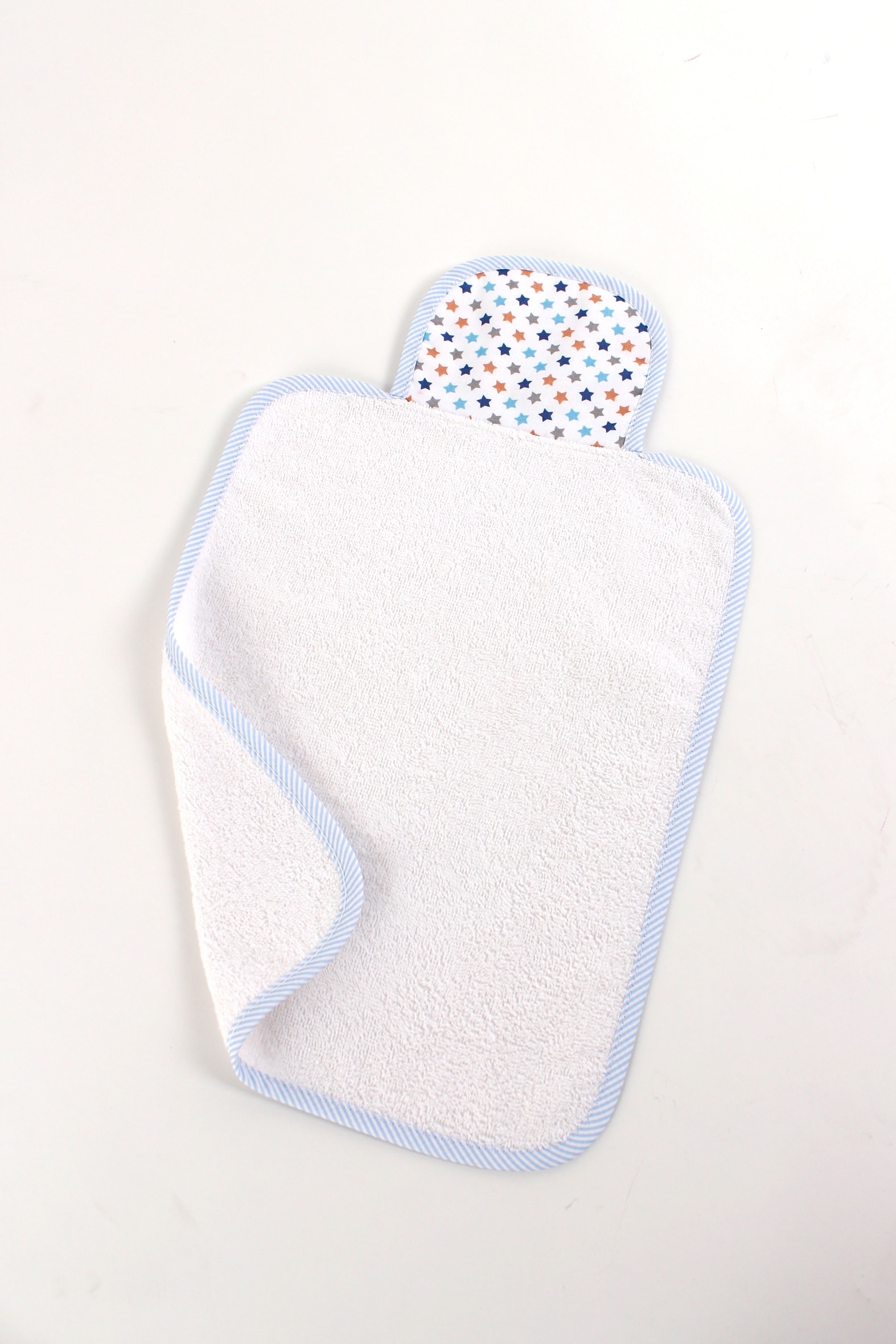  NEW BABY3 | 2-4 YAŞ Nefes Alan Sırt Bezi %100 Pamuklu, Kreş ve Oyun Zamanı Havlu Sırtlık