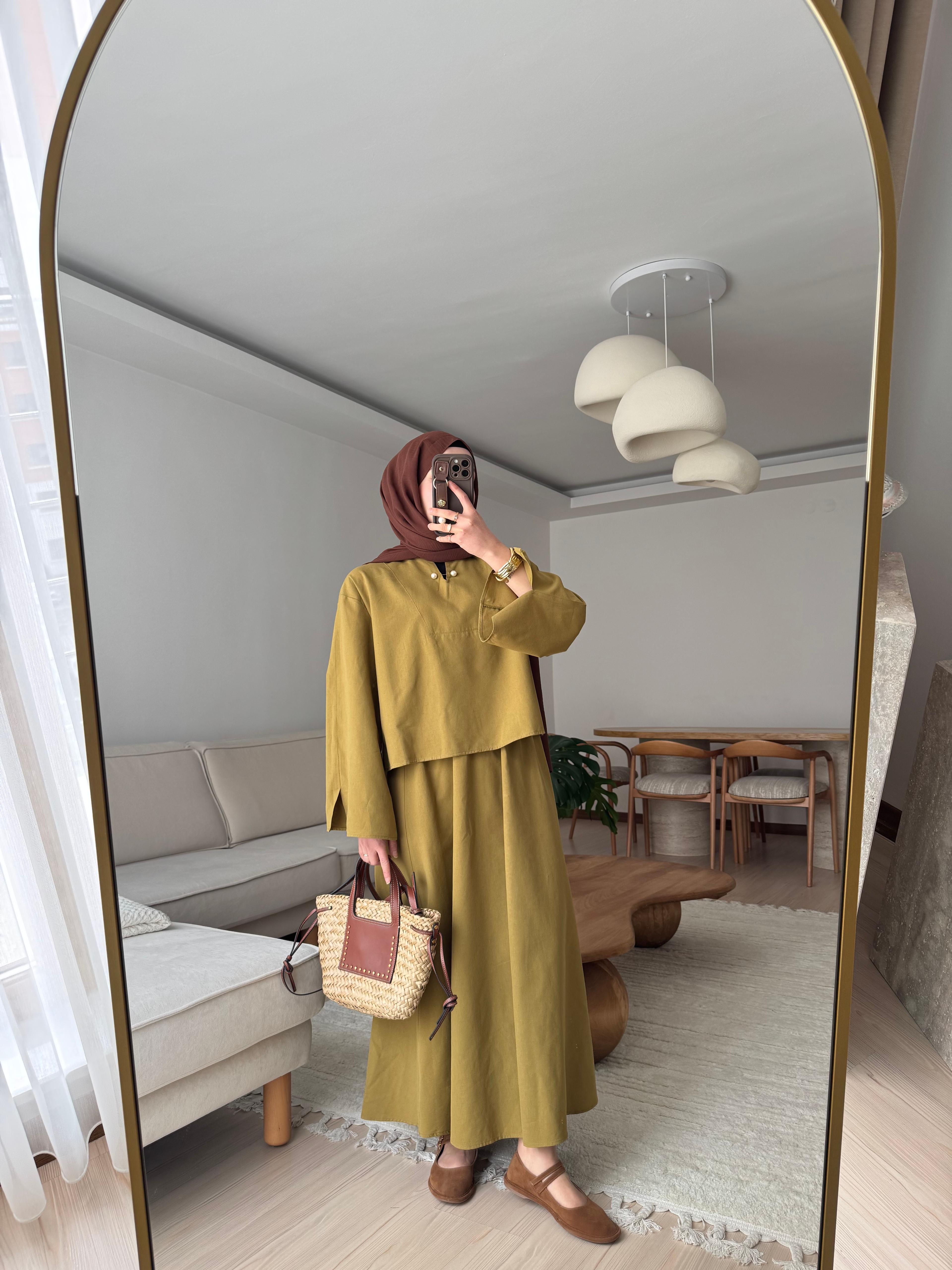Broşlu Etekli Takım- Outlet - Yağ Yeşil