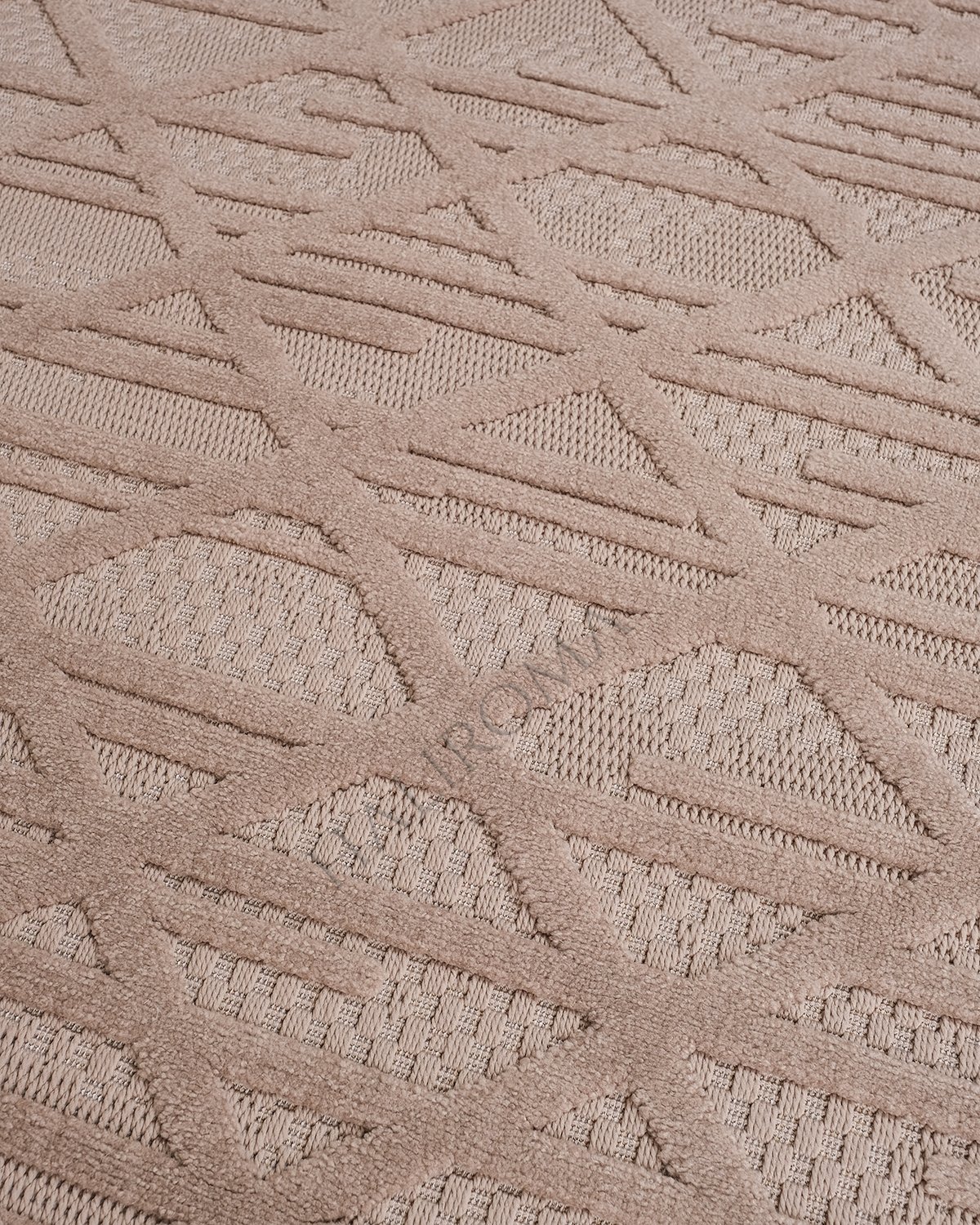Giza Piramid Desenli Kahve Halı