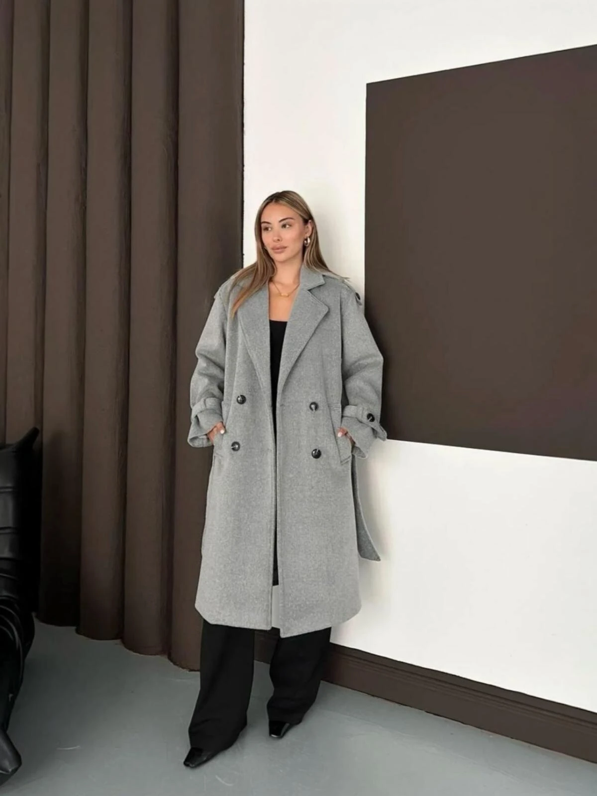 Oversize Astarlı Yumuşak Doku Kuşaklı Düğmeli Kaşe Kaban Samba