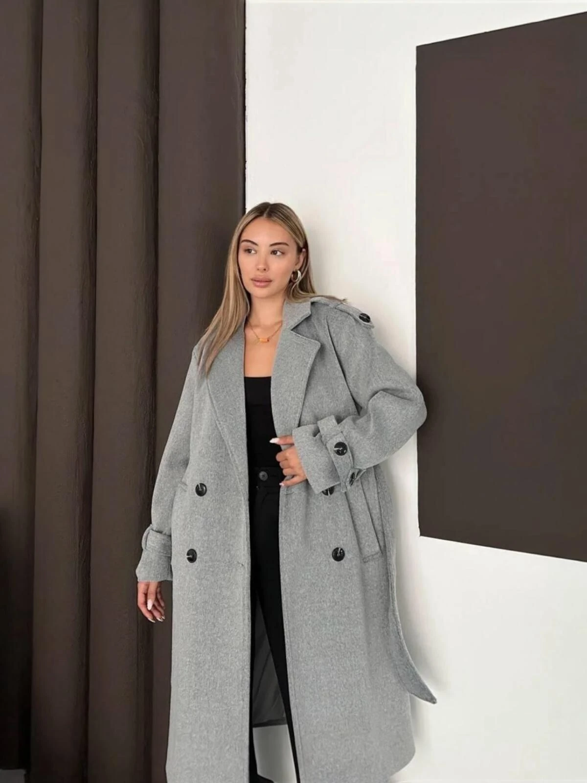 Oversize Astarlı Yumuşak Doku Kuşaklı Düğmeli Kaşe Kaban Samba