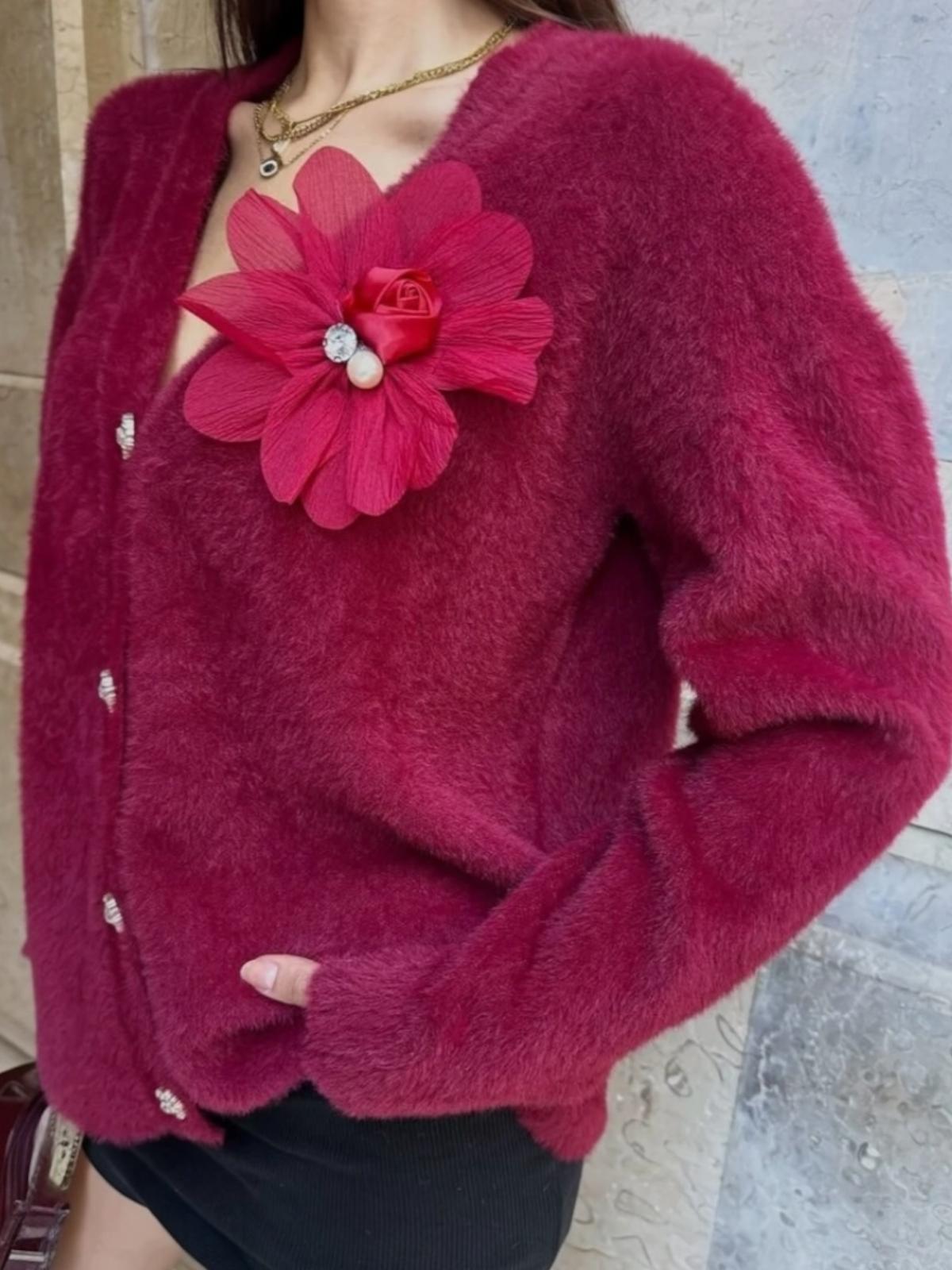 Çiçek Detaylı Düğmeli Triko Hırka Vema - Bordo