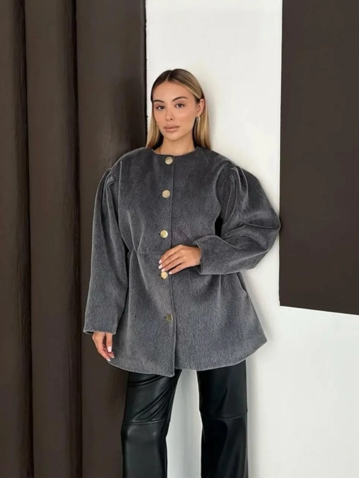 Beli Lastikli Düğmeli Kürk Ceket Gri Blan