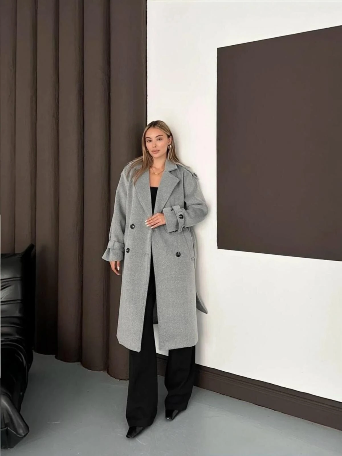 Oversize Astarlı Yumuşak Doku Kuşaklı Düğmeli Kaşe Kaban Samba