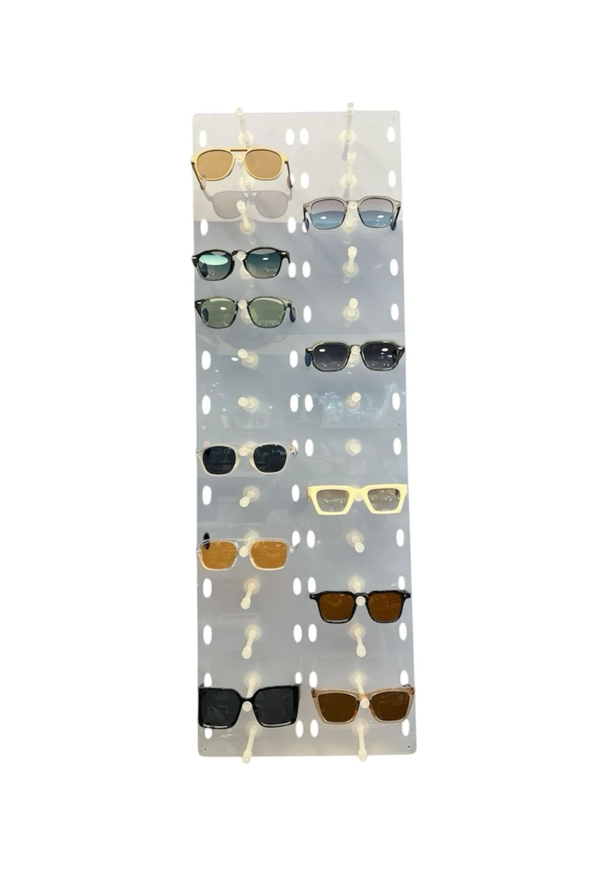 Duvara Monte Gözlük Standı 28'li Pleksi Glass | 99x33 cm Gözlük Teşhir Standı