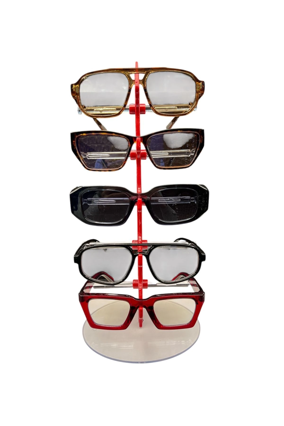 - Gözlük Standı Yelken Model, 5 Gözlük Kapasiteli Standı Kırmızı