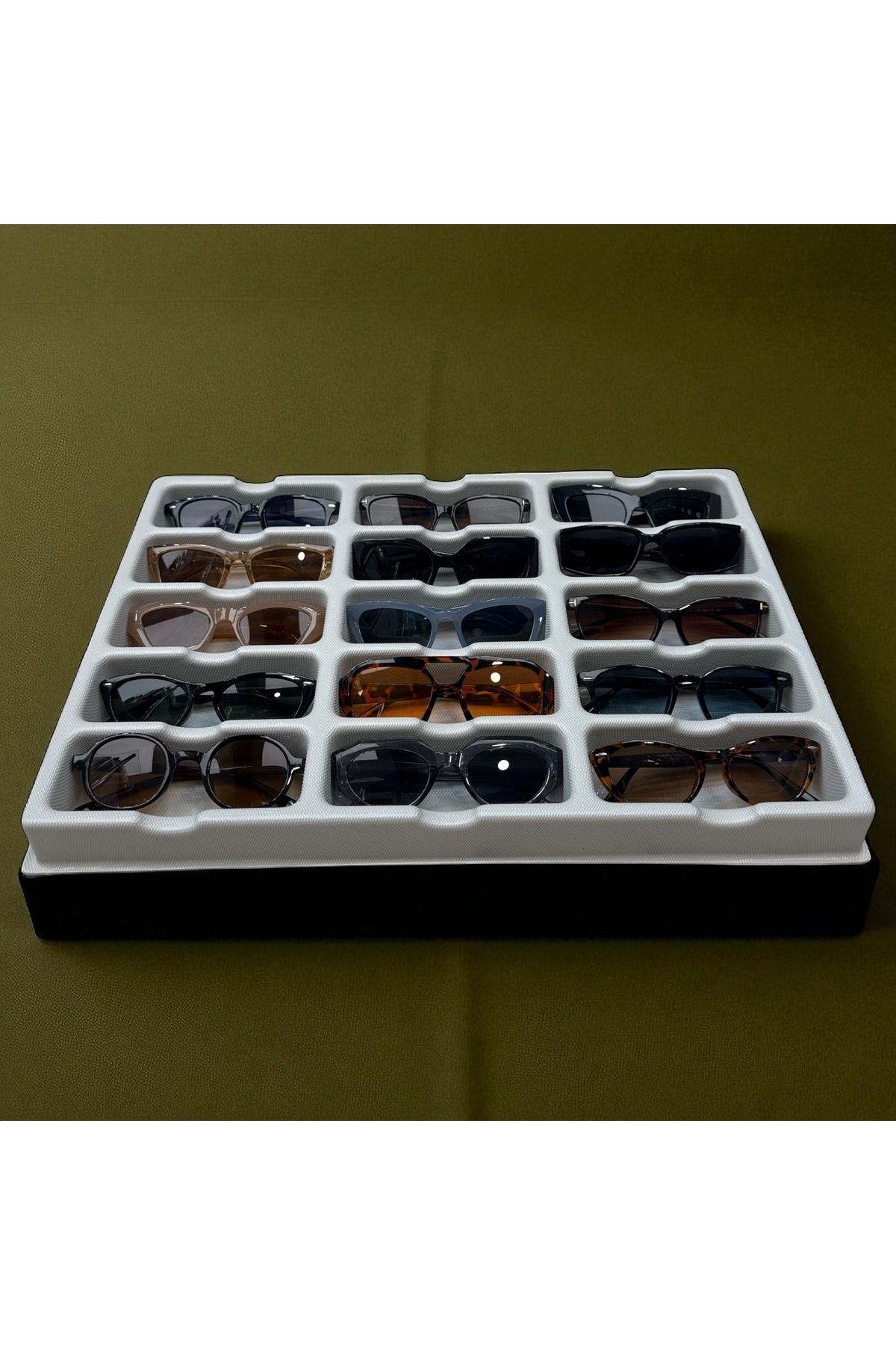Gözlük Düzenleyici ve Teşhir Tablası Krem Rengi 15 Bölmeli Gözlük Standı Çekmece içi Gözlük Bölmesi