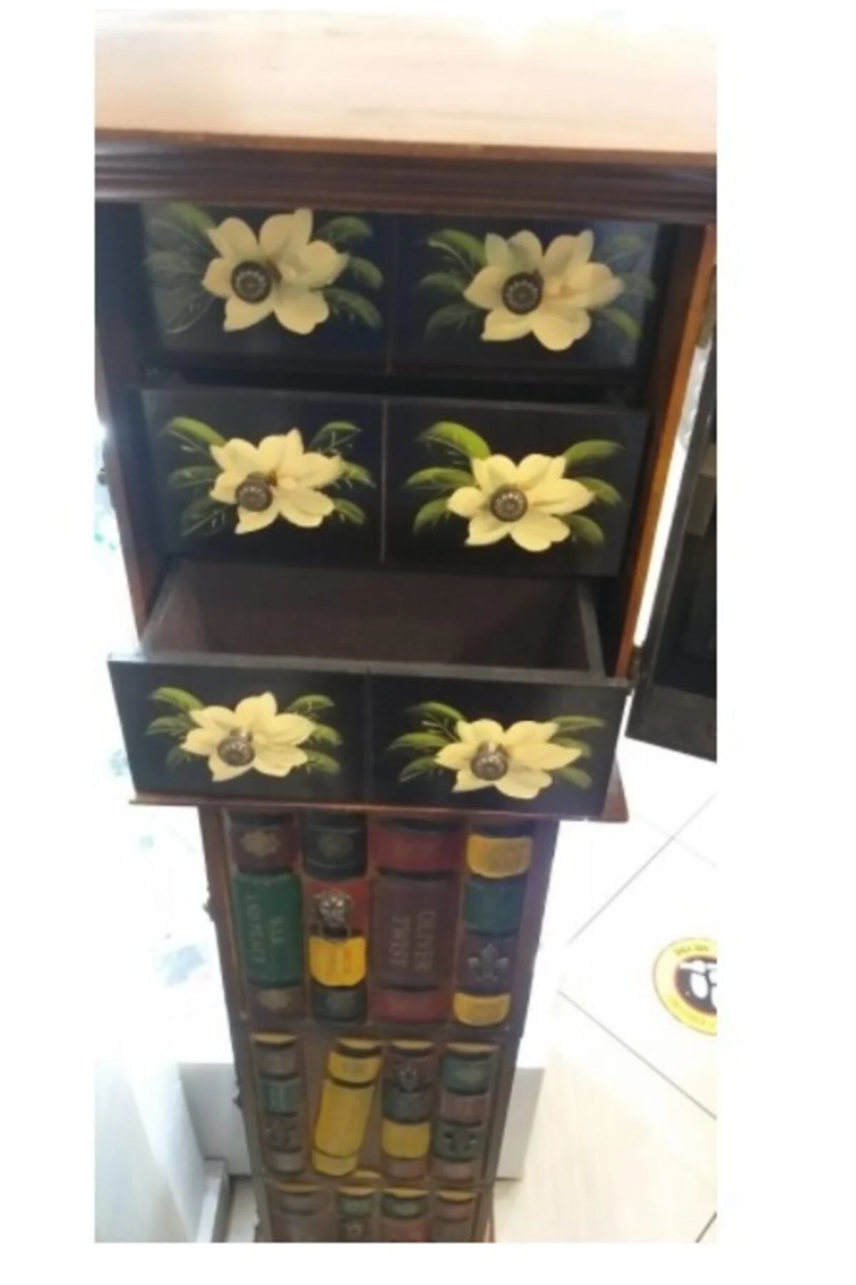 Özel El Yapımı Antik Dekoratif Ayaklı & Dolaplı Saat