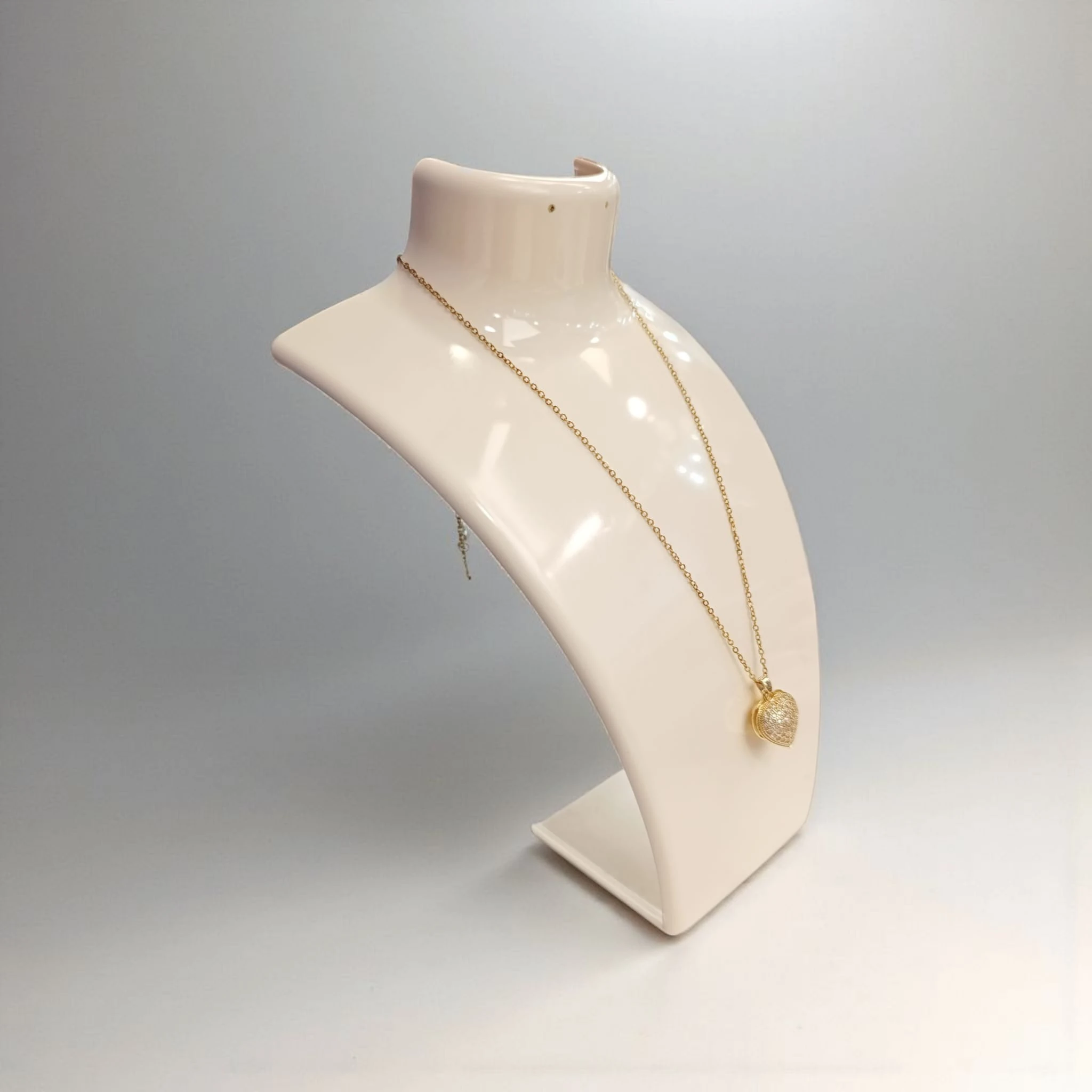 Kolye Standı Akrilik Krem 14x21 cm.