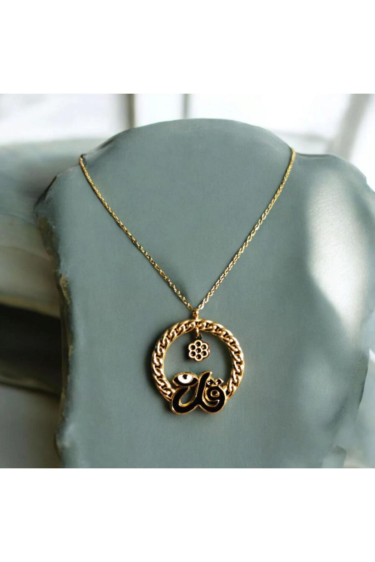 Kul yazılı Arapça Özel Tasarım Kolye